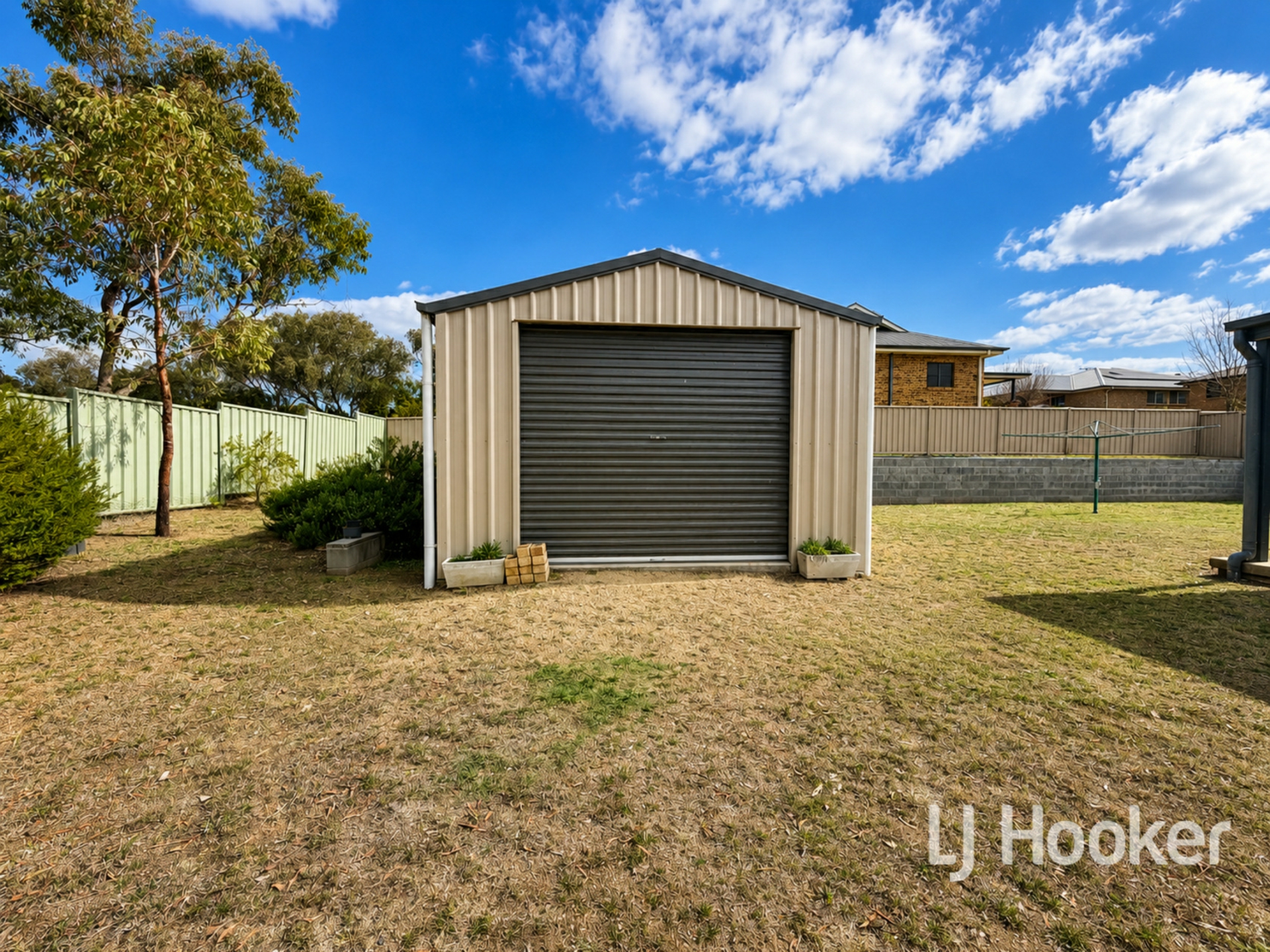 24 Harland Street — photo 15 of 17