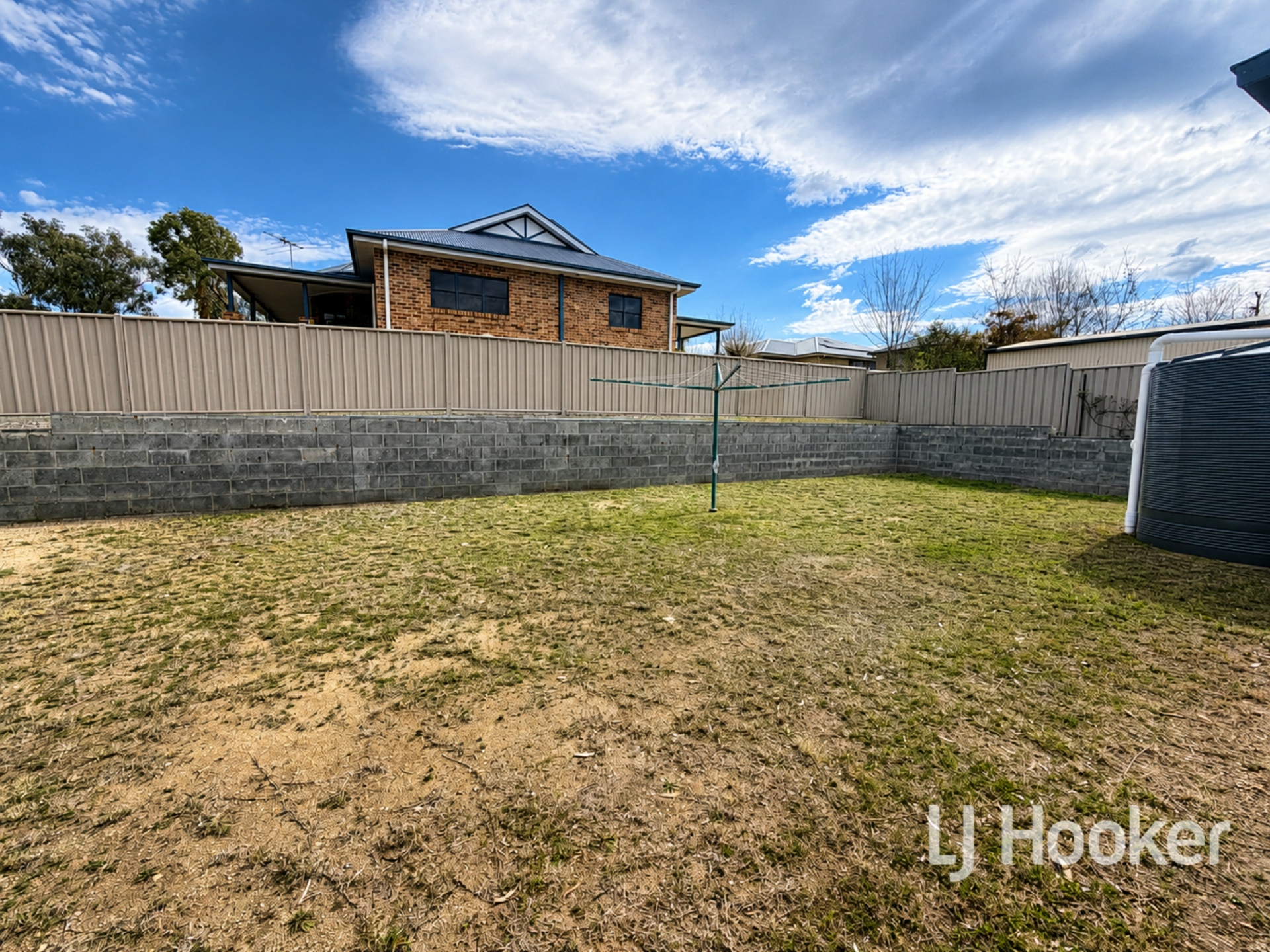 24 Harland Street — photo 17 of 17