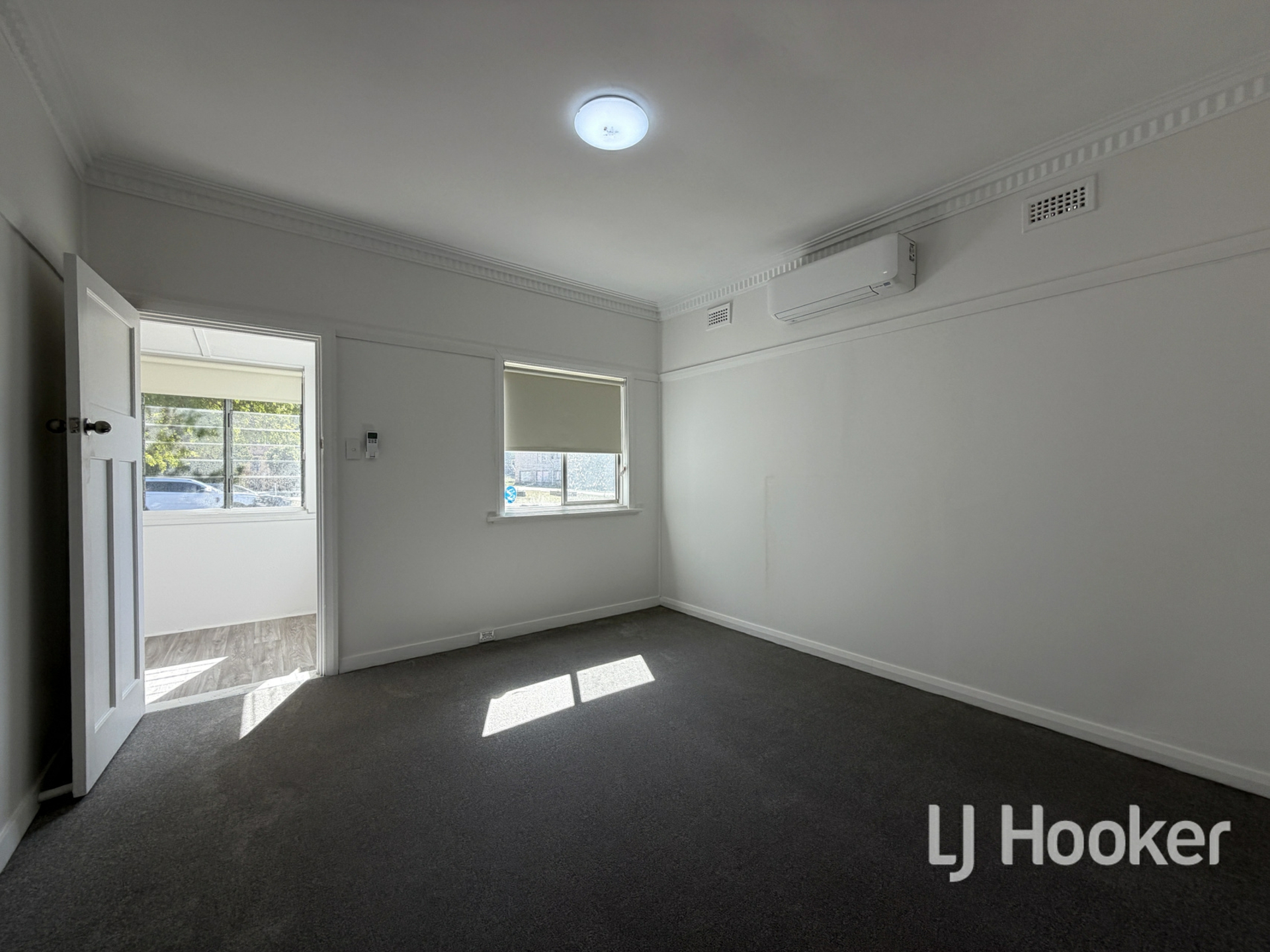 91 Bannockburn Road — photo 4 of 11