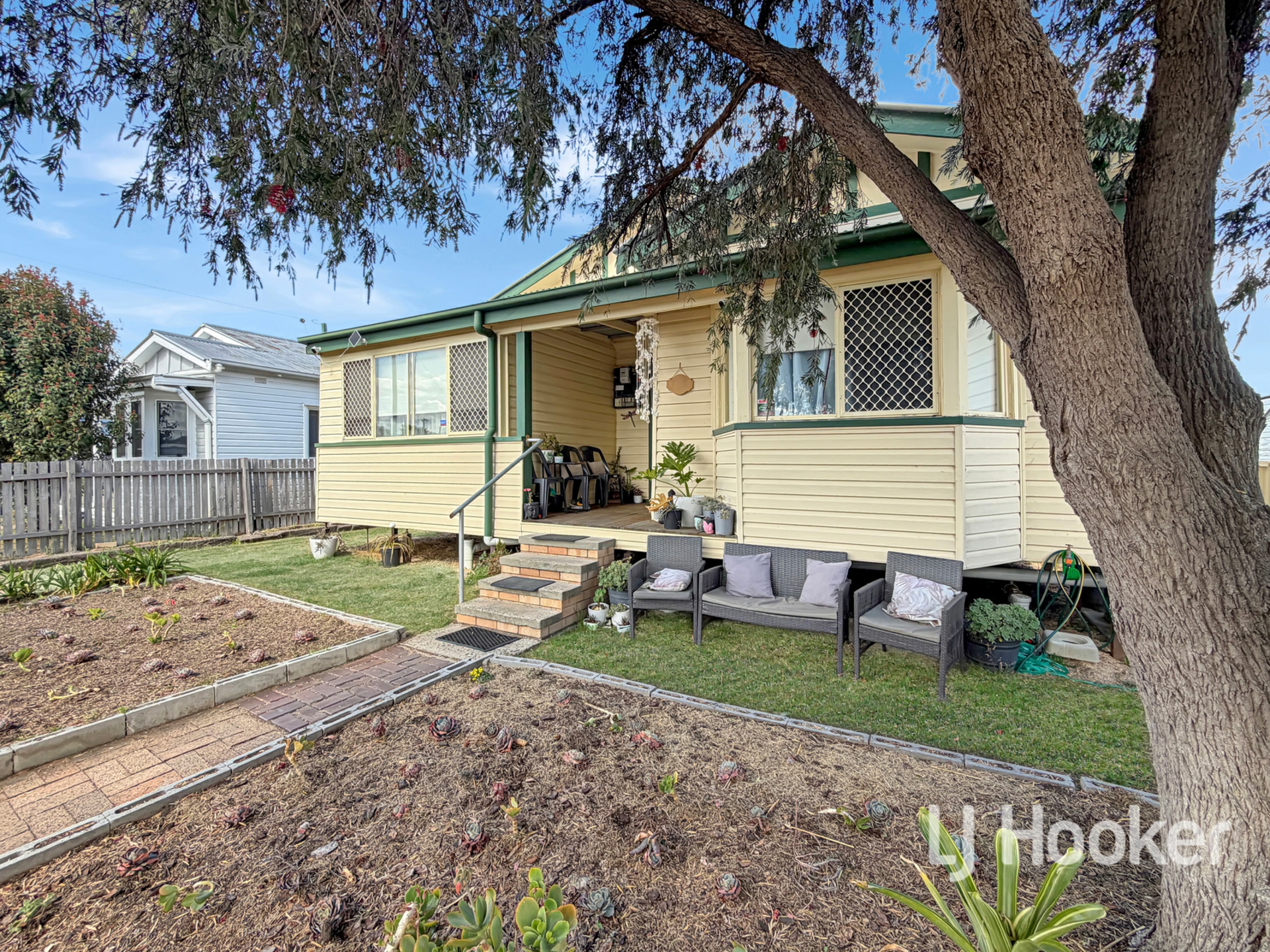 49 Greaves Street — photo 2 of 12