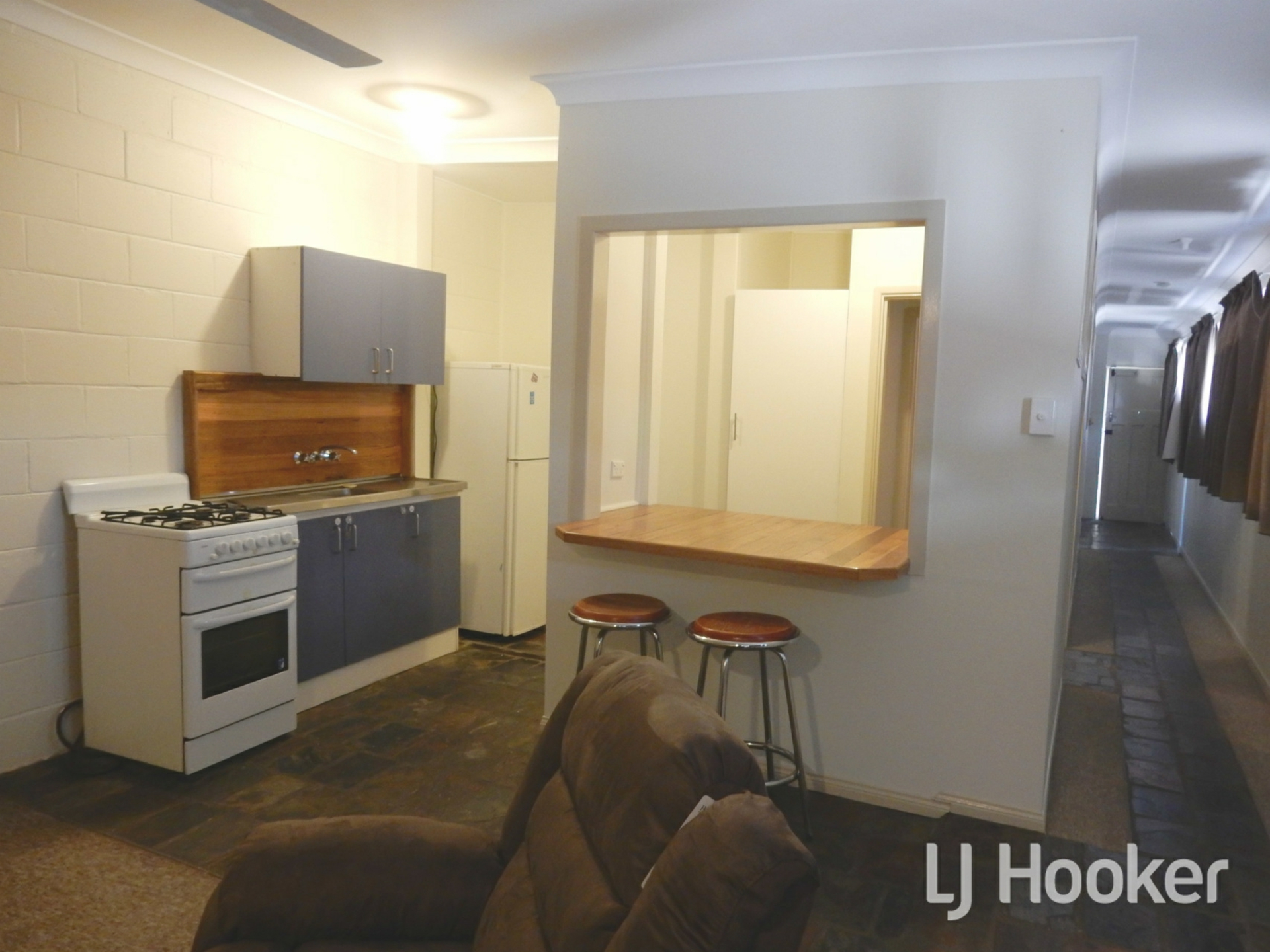 7B Sweaney Street — photo 2 of 5