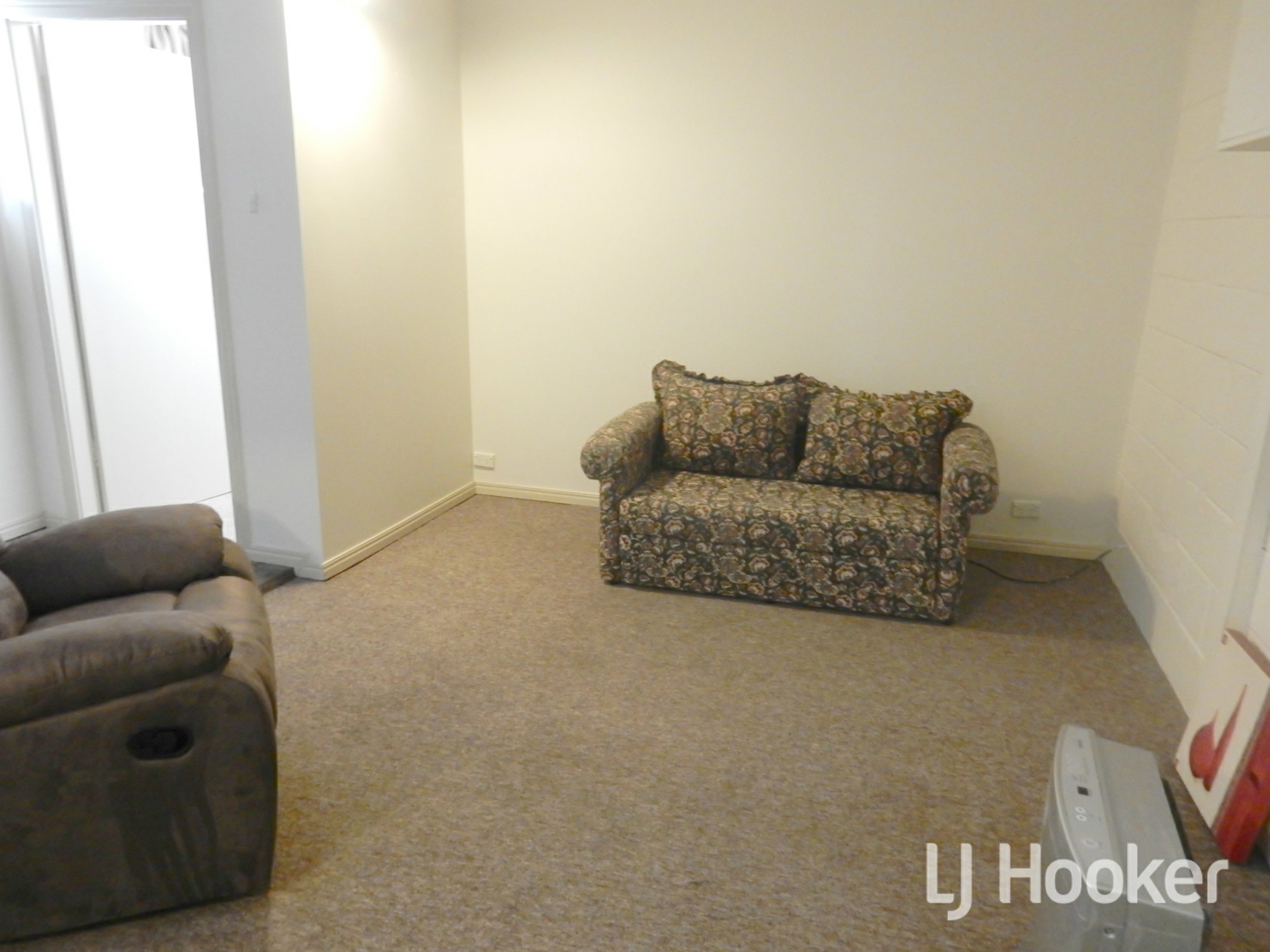 7B Sweaney Street — photo 3 of 5