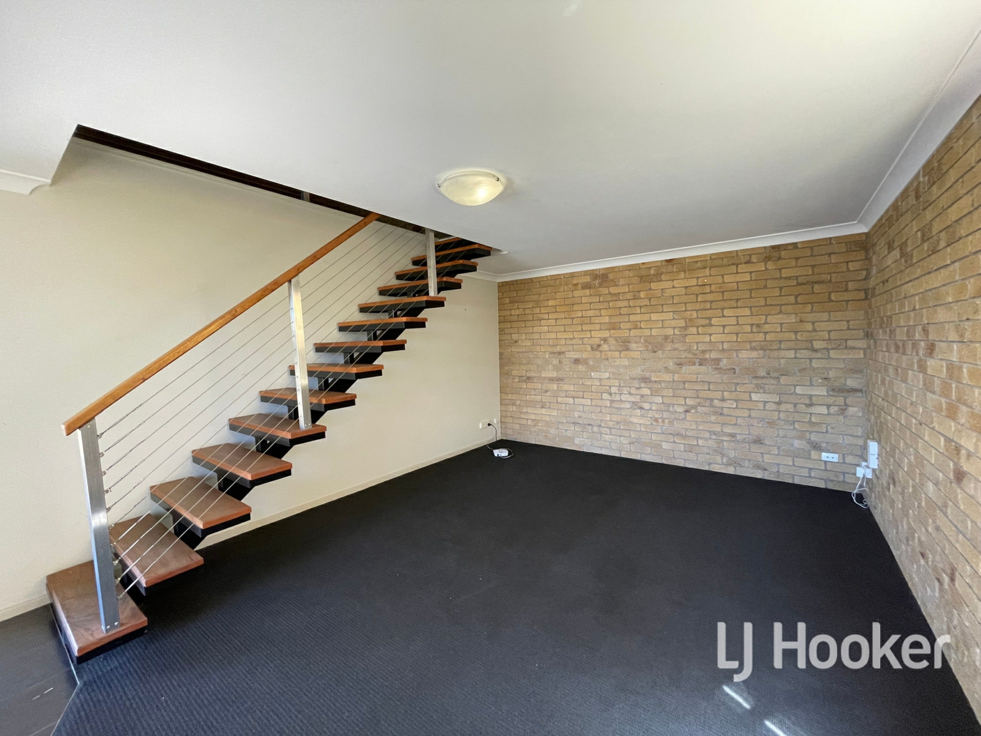 37B Queens Terrace — photo 7 of 7