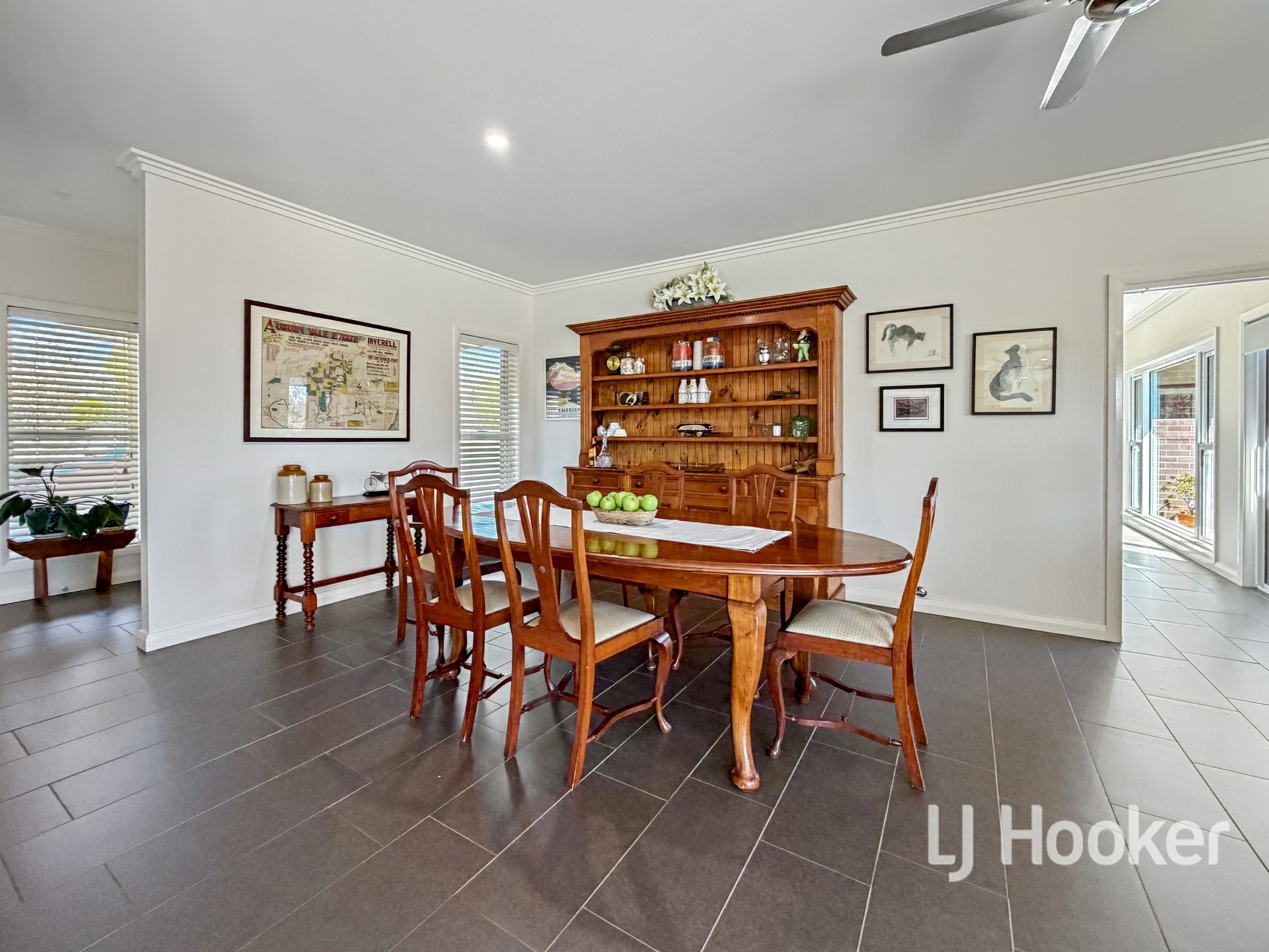 255E Swanbrook Road — photo 8 of 25