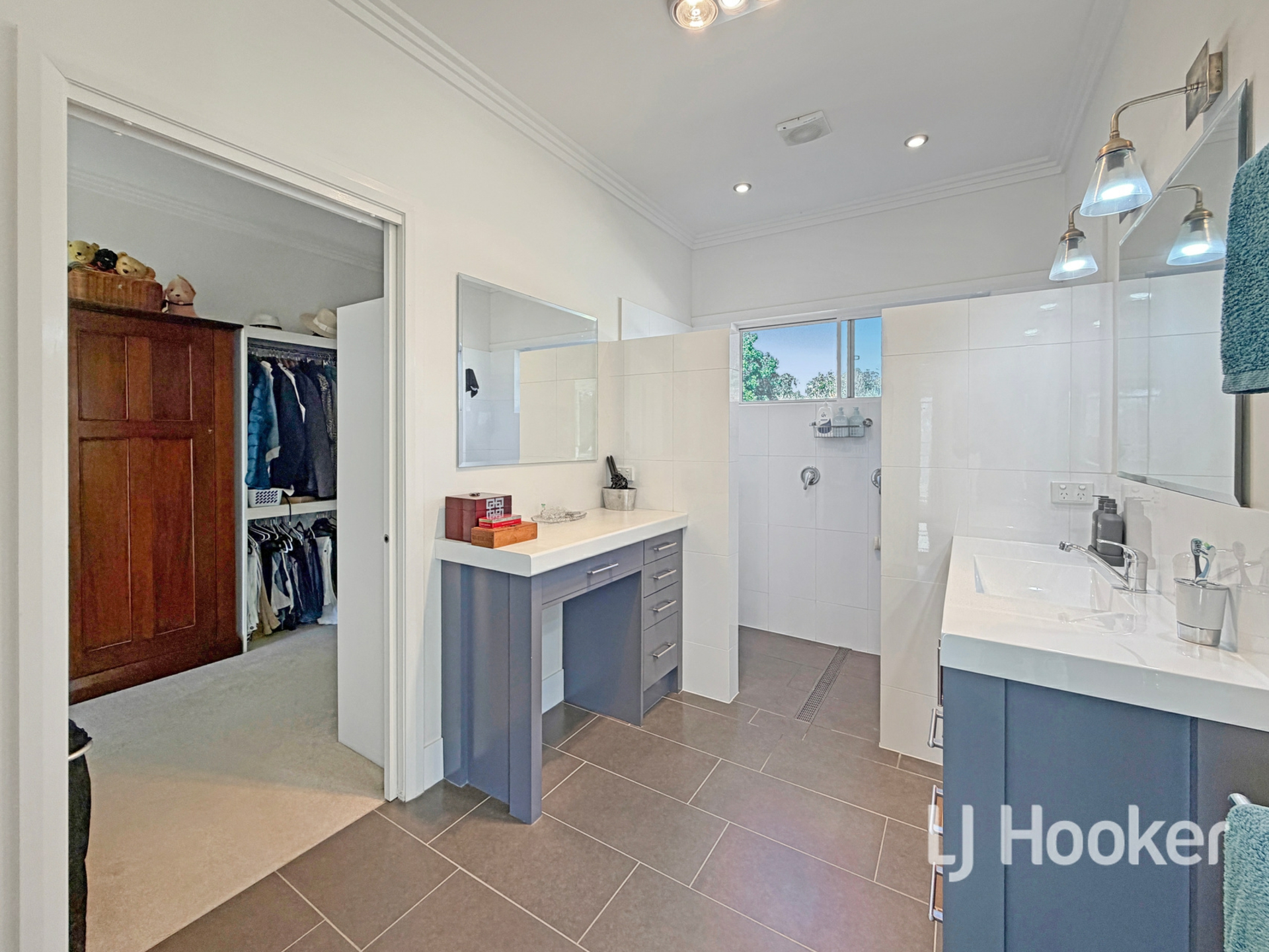 255E Swanbrook Road — photo 18 of 25