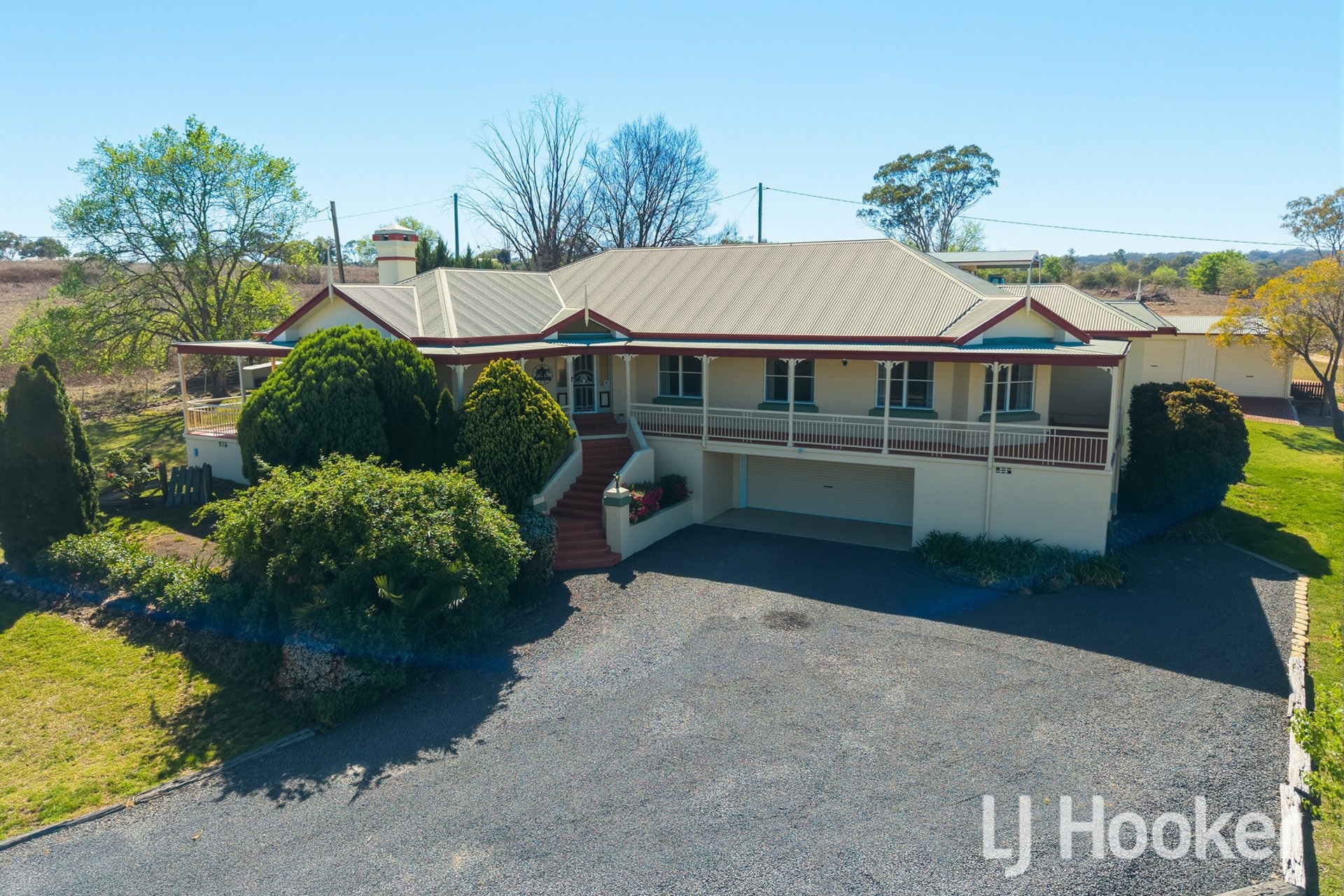 117B Moore Street — photo from LJ Hooker Inverell