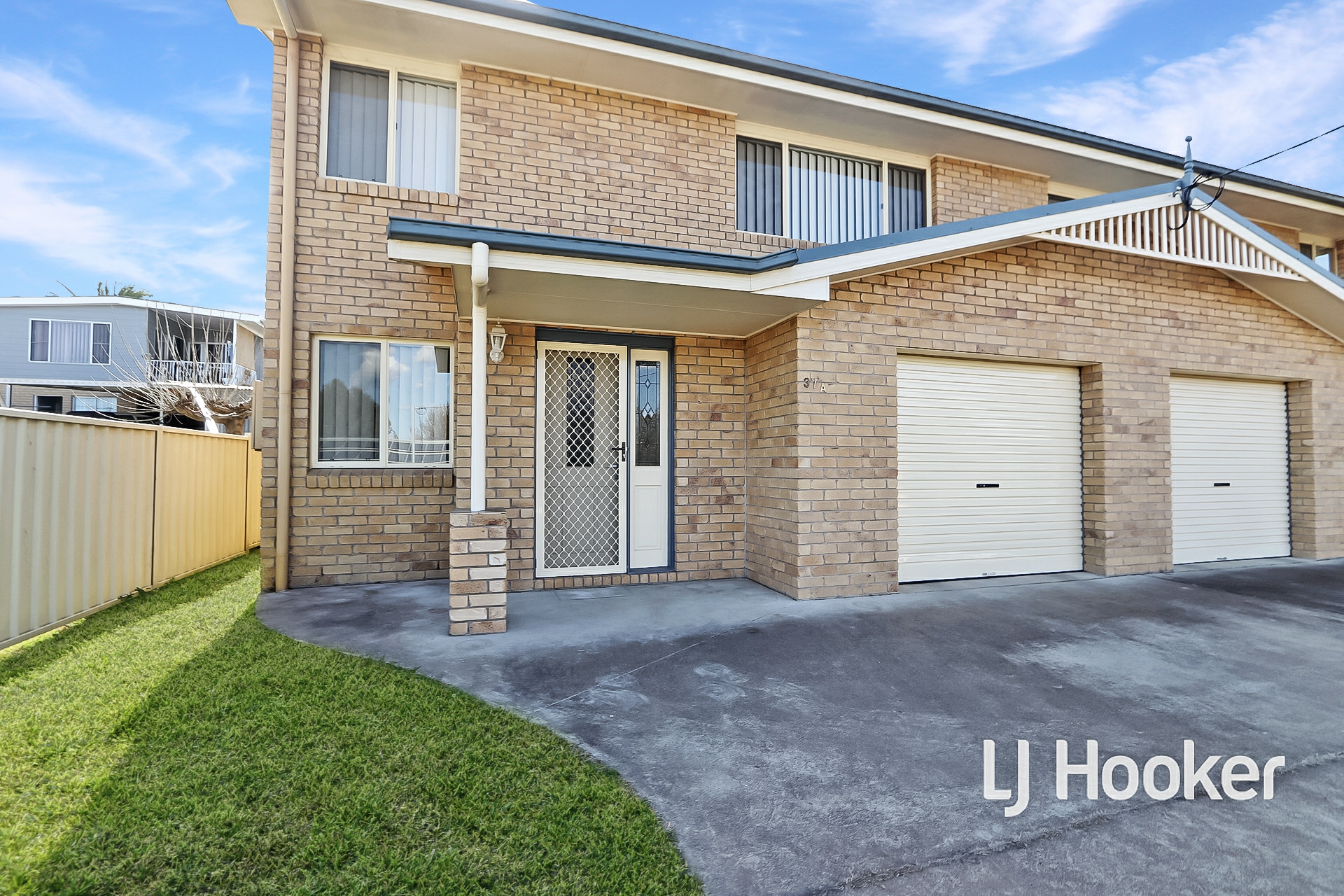 37A Queens Terrace — photo from LJ Hooker Inverell