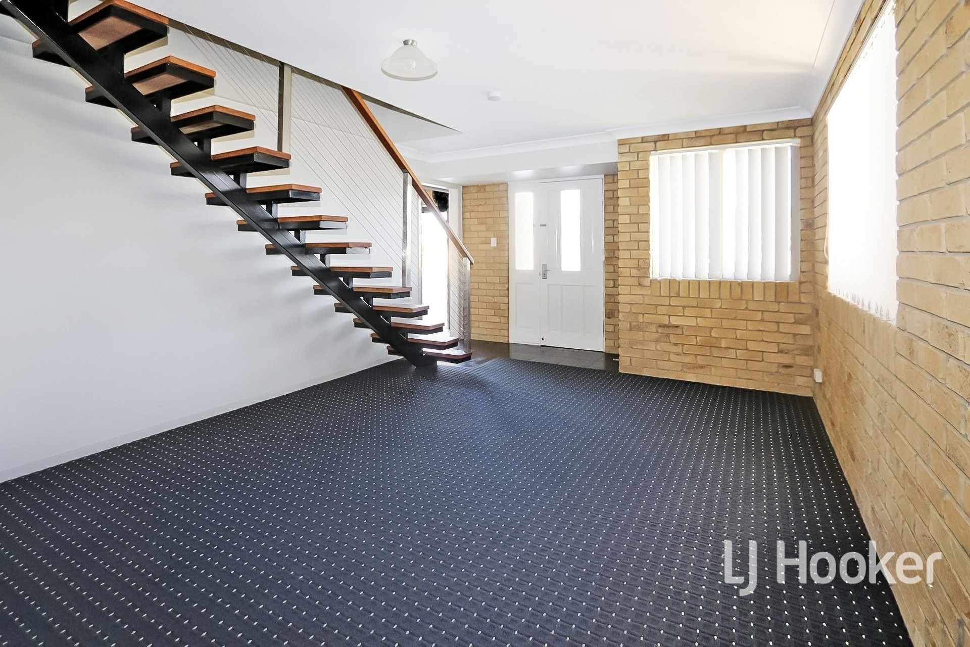 37A Queens Terrace — photo 3 of 9