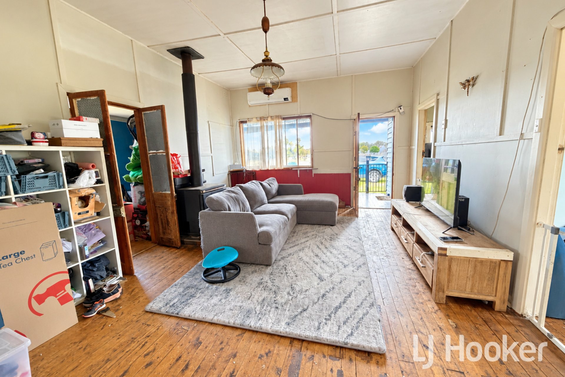 7 Tomline Street — photo 2 of 12