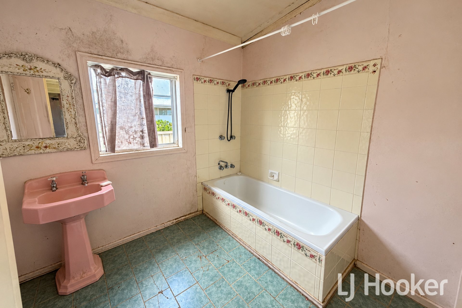 7 Tomline Street — photo 5 of 12