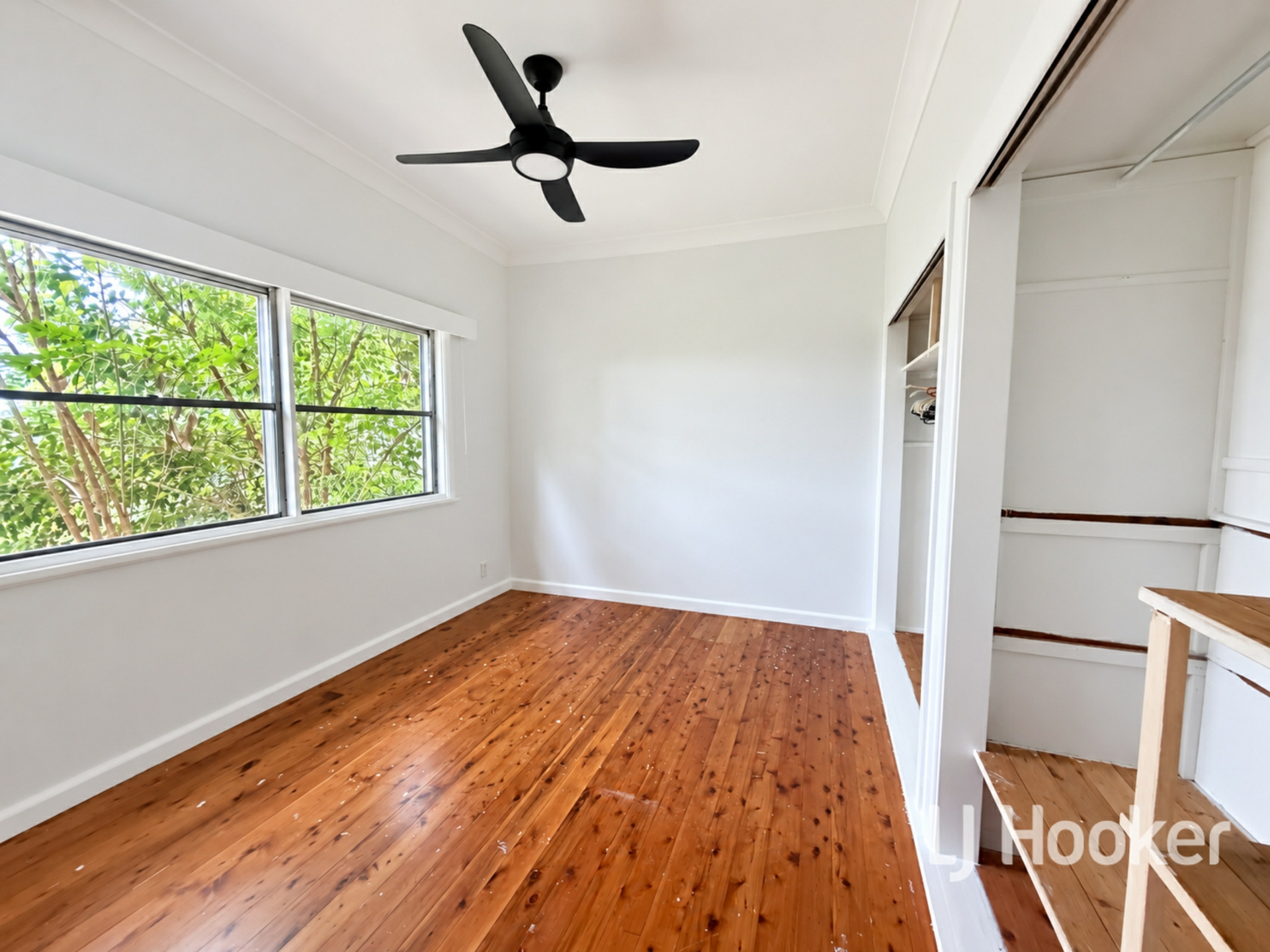 18 Gordon Street — photo 9 of 13