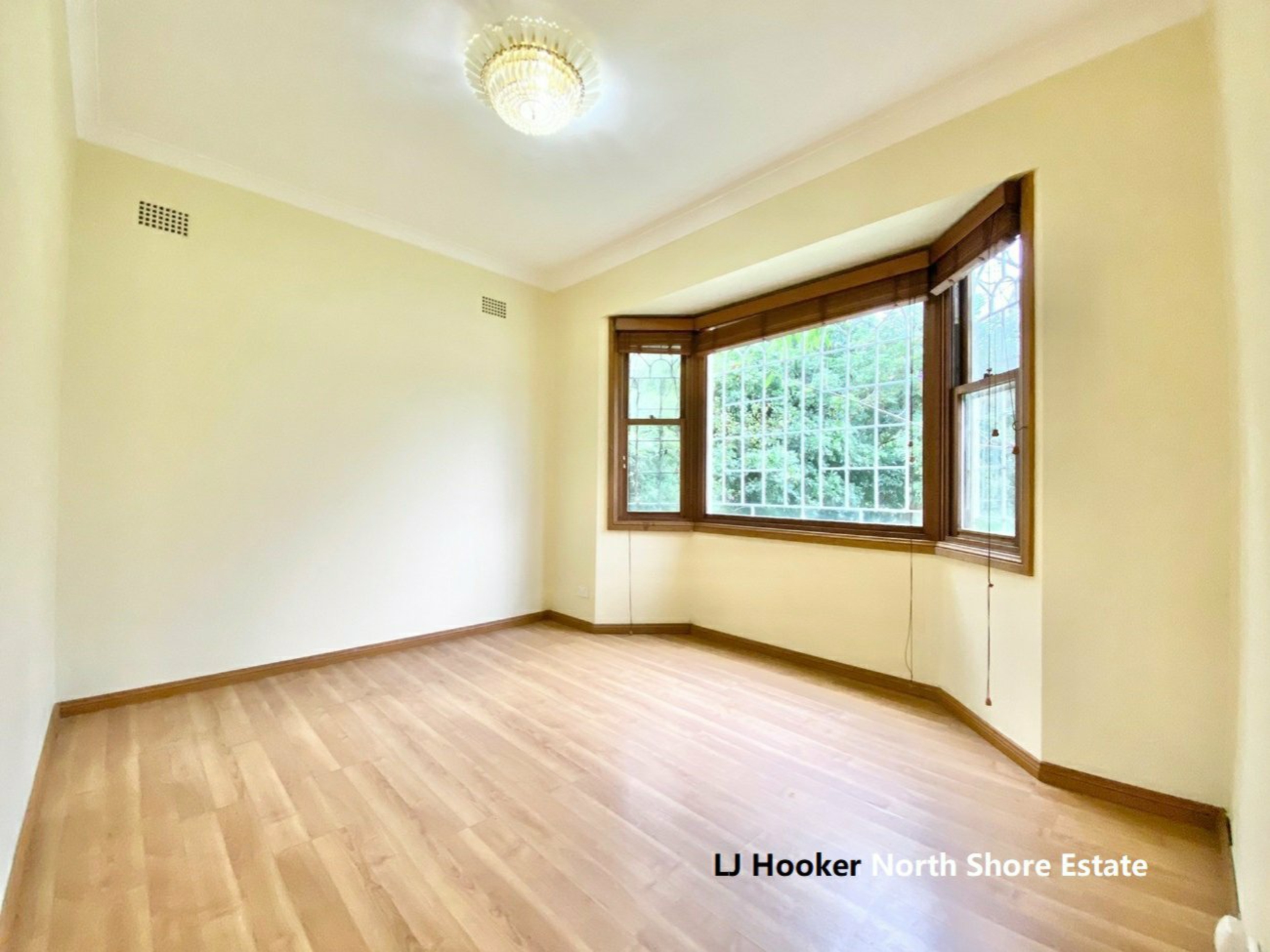 41 Karingal Crescent, FRENCHS FOREST