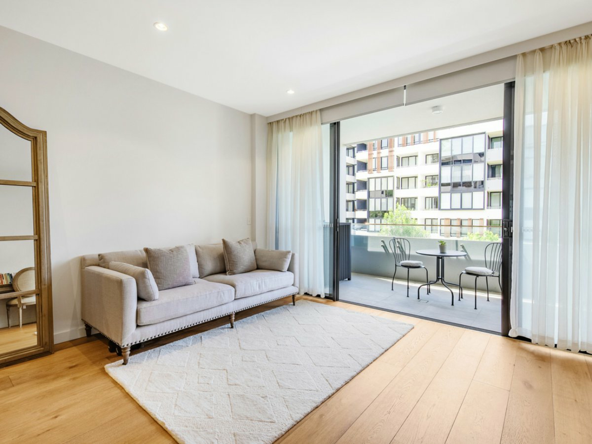 B808/1 Avon Road — photo from LJ Hooker Gordon