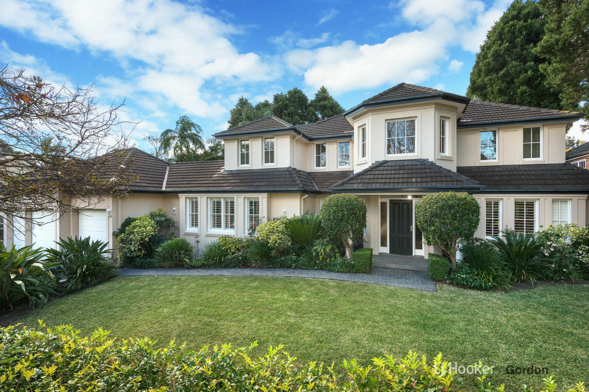 6 Maunder Avenue St Ives NSW
