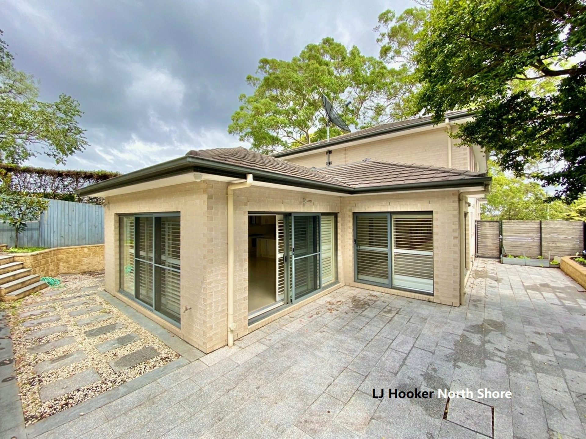 15 Grassmere Road — photo 2 of 17