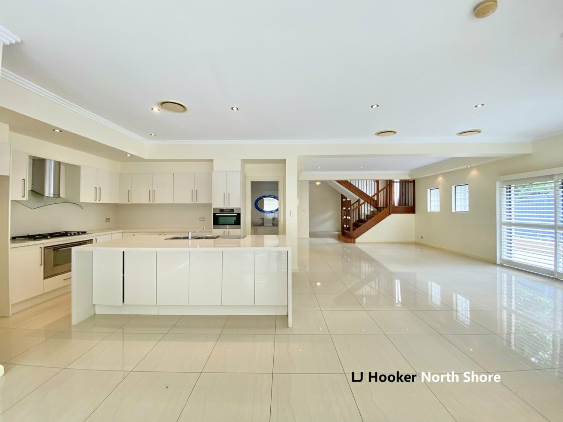 15 Grassmere Road — photo 3 of 17