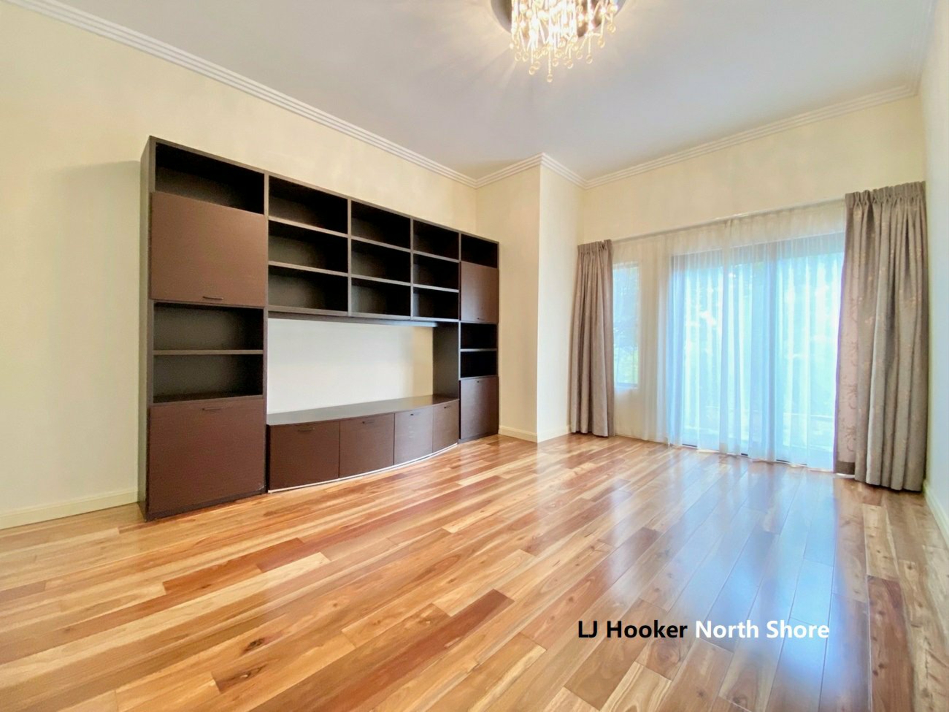 15 Grassmere Road — photo 9 of 17