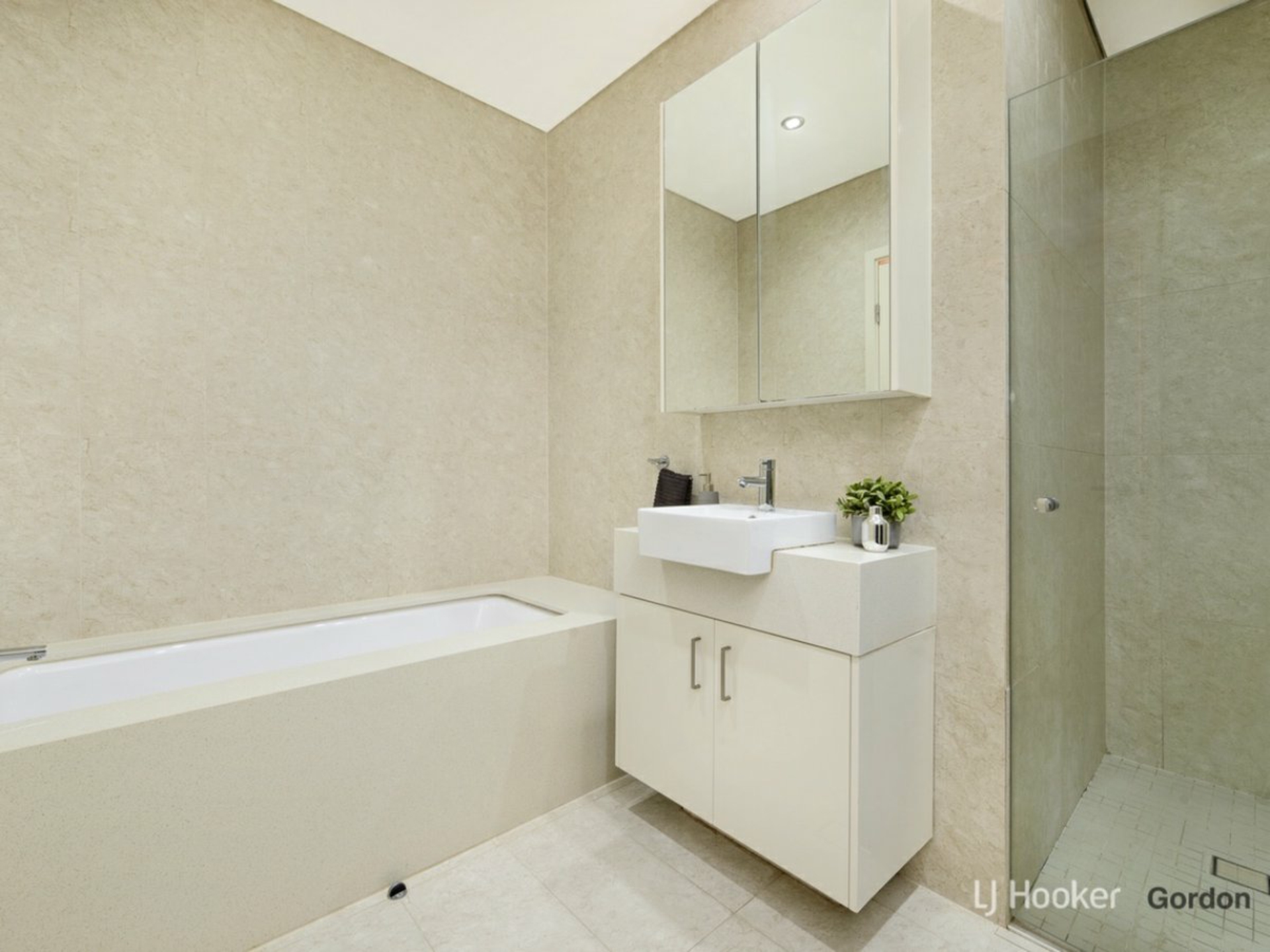 252/2-8 Bruce Ave, KILLARA