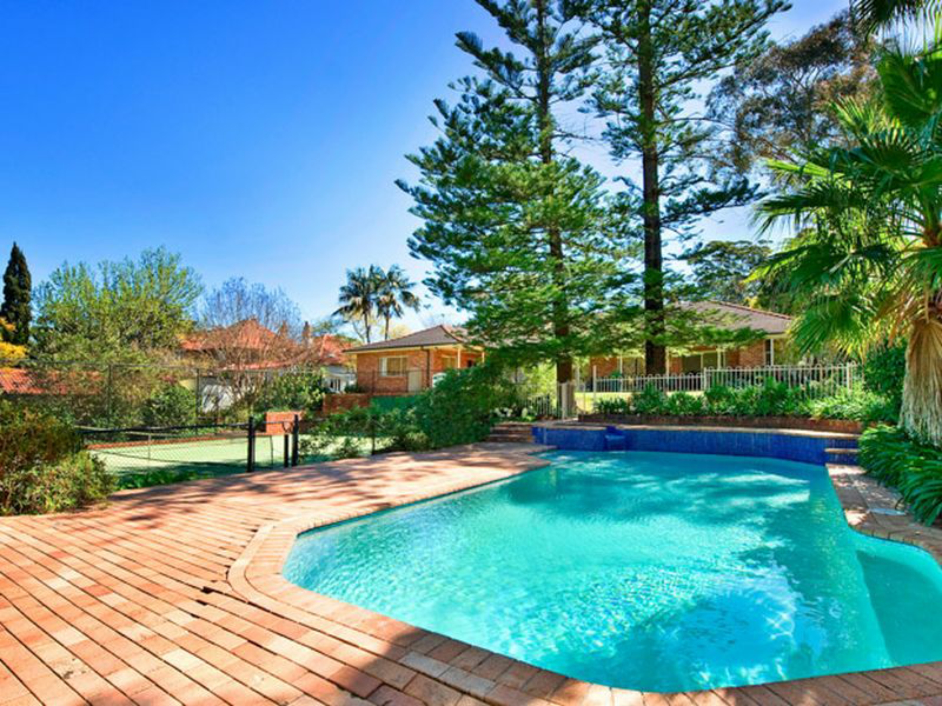 22 Highfield Road, LINDFIELD