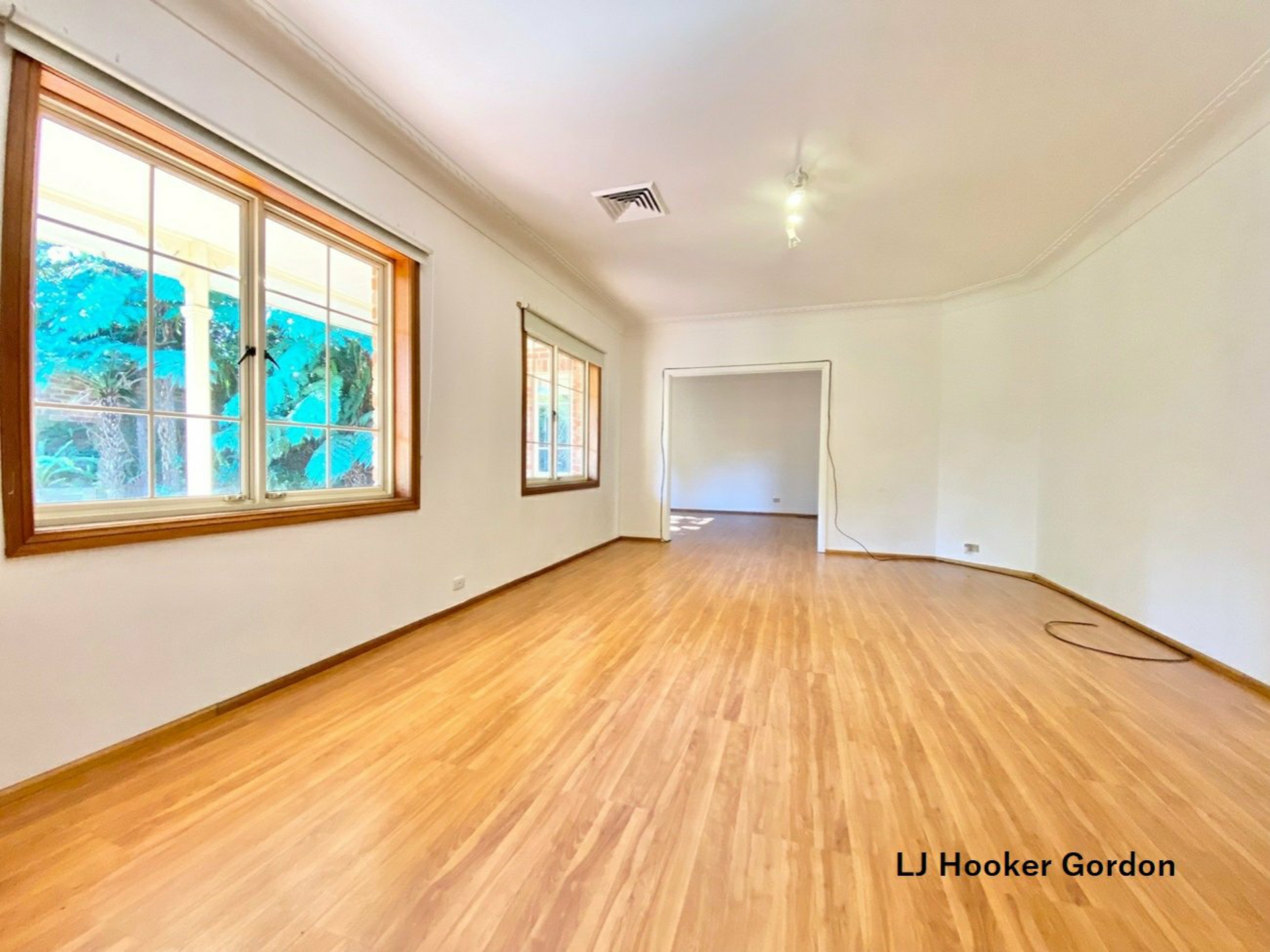 22 Highfield Road, LINDFIELD