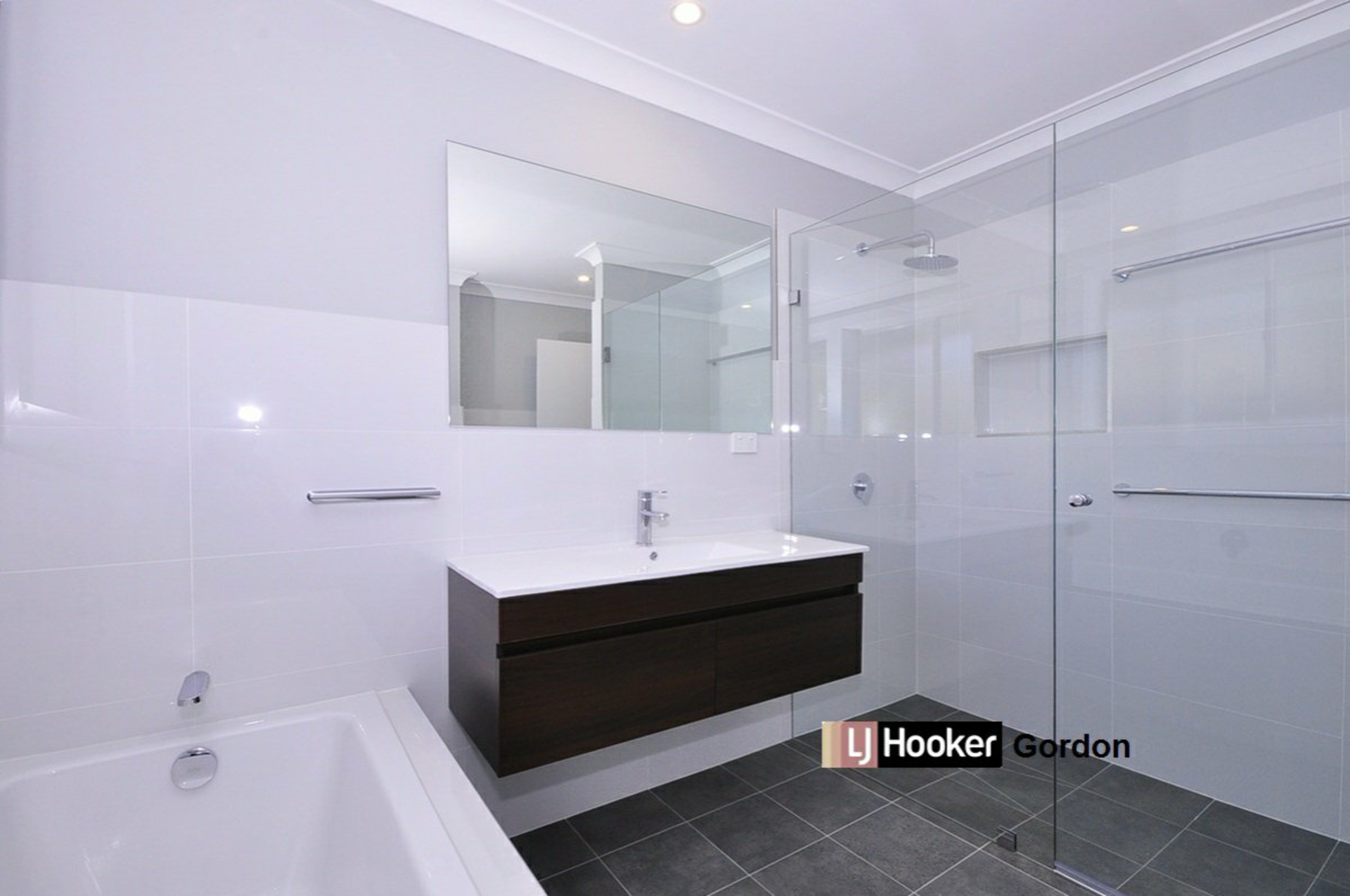 21 Park Avenue, GORDON