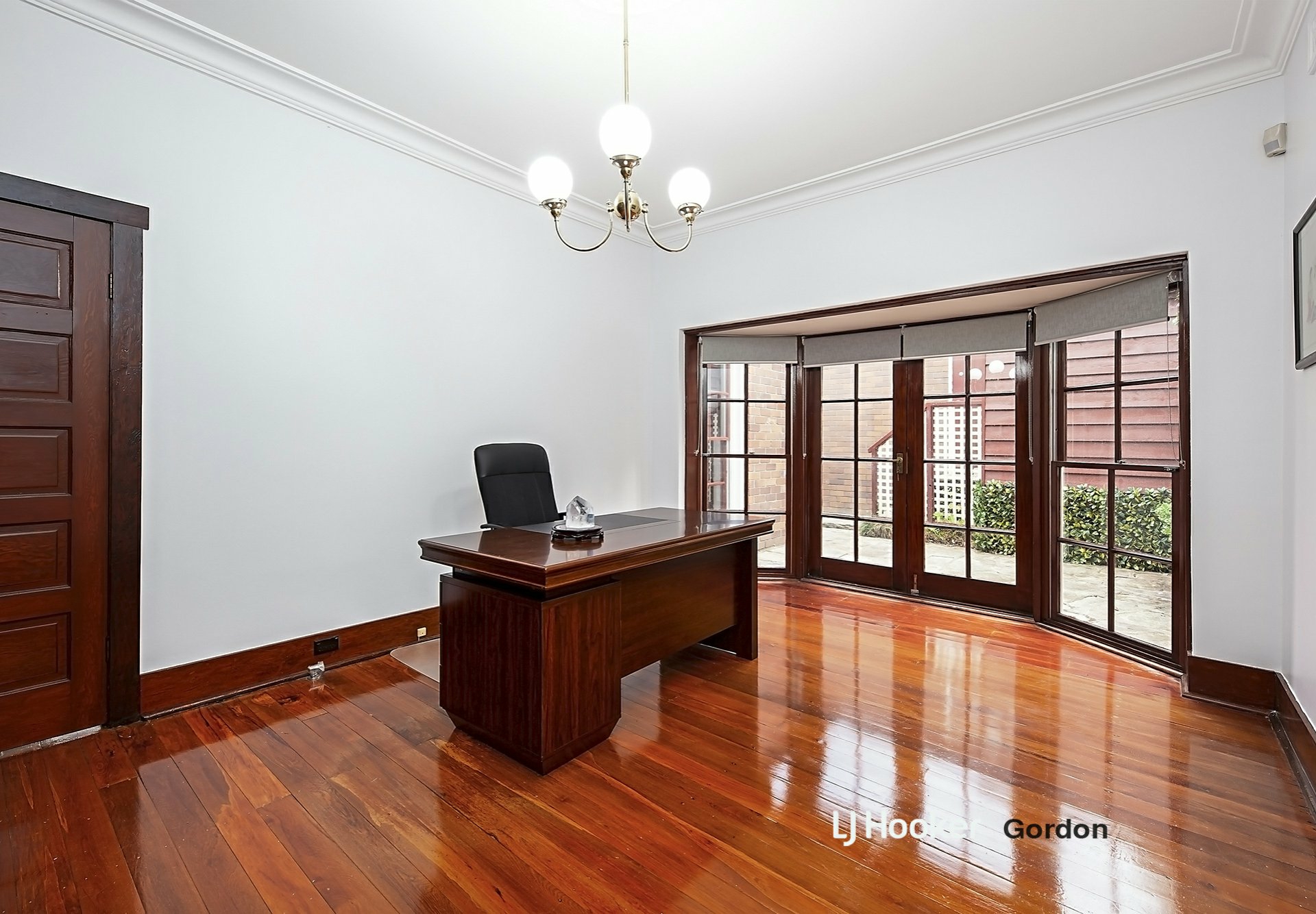 11 Robert Street, GORDON