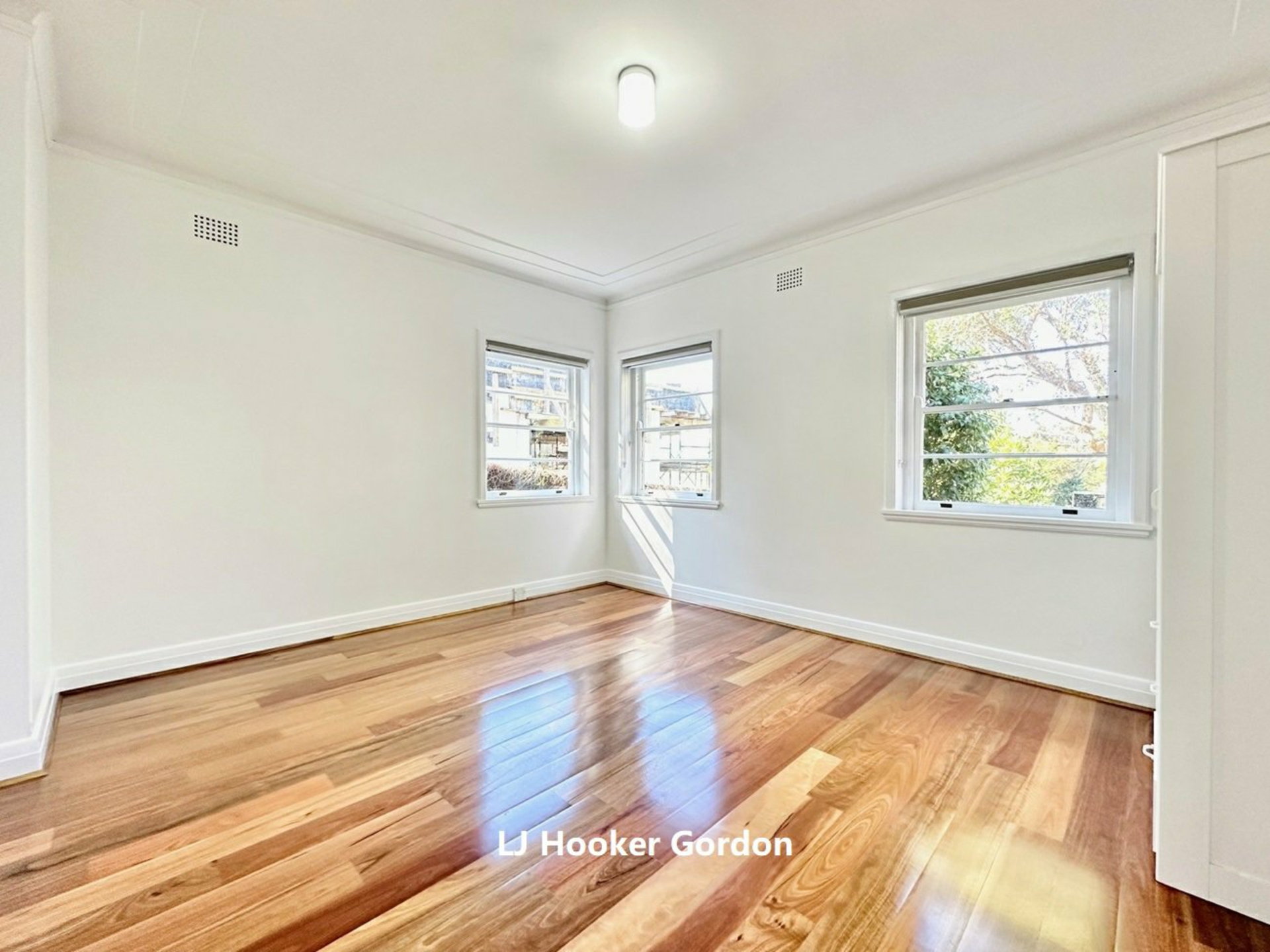 15 Eton Road — photo 8 of 15