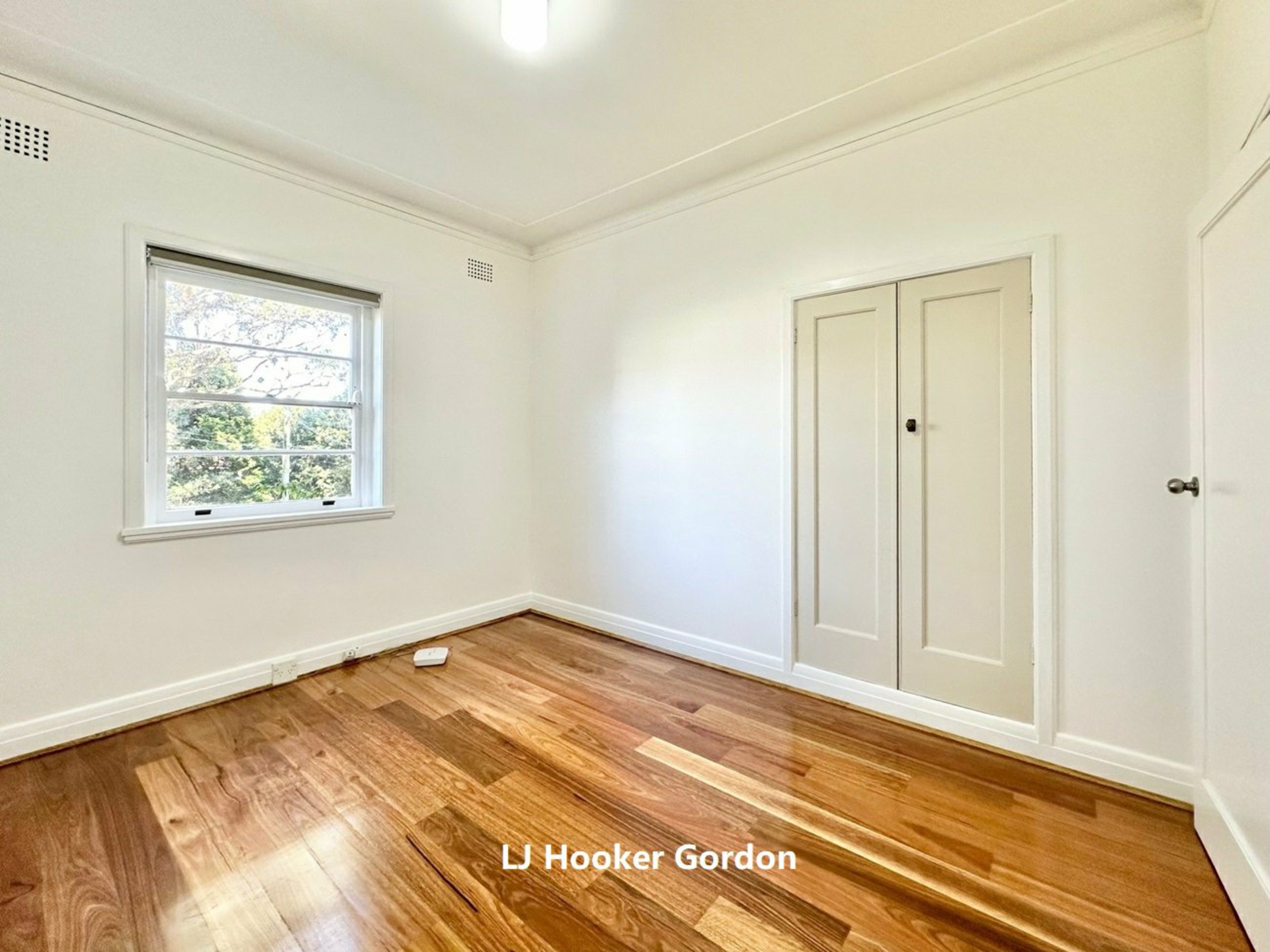 15 Eton Road — photo 9 of 15