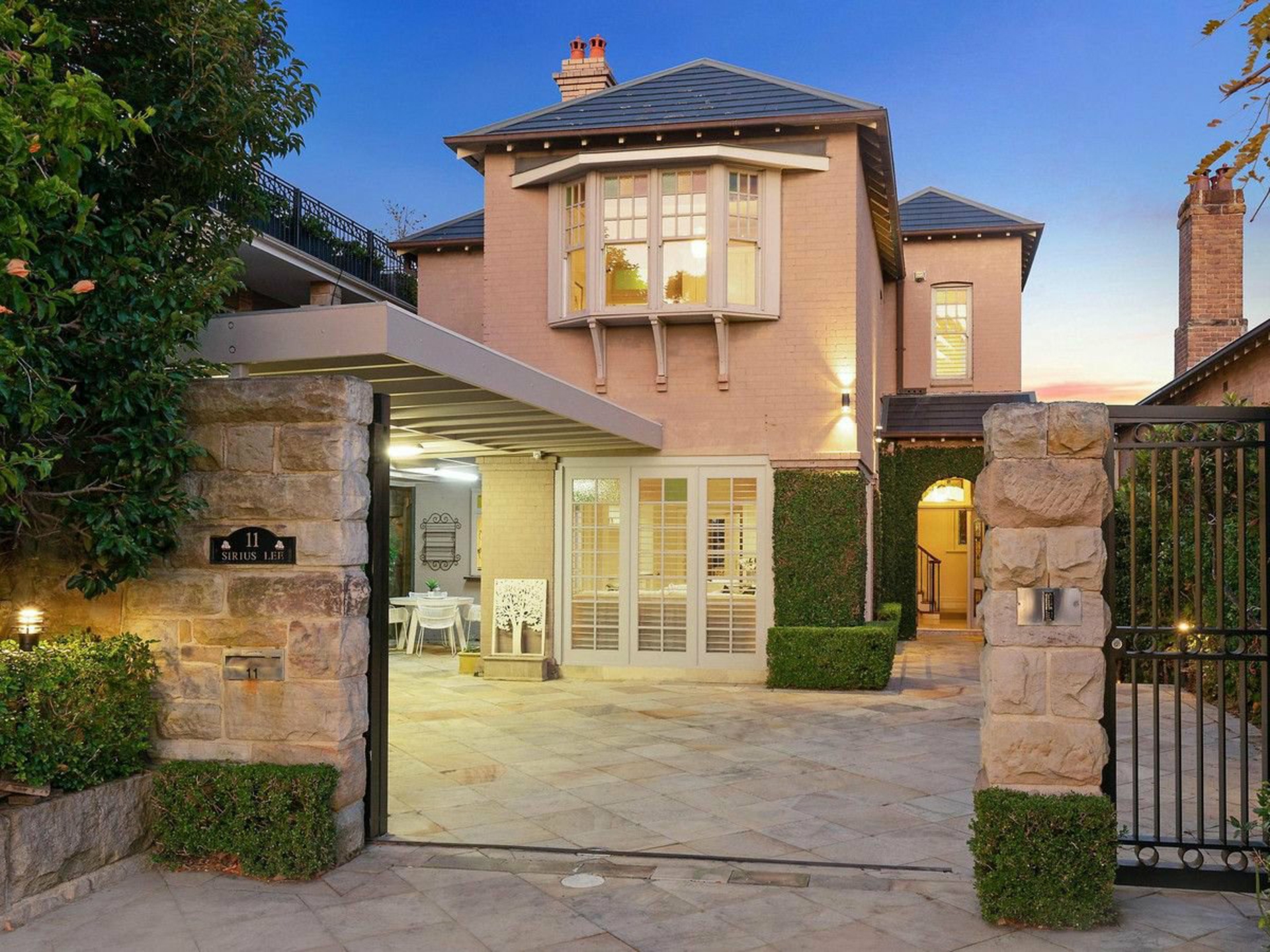 11 Raglan Street, MOSMAN