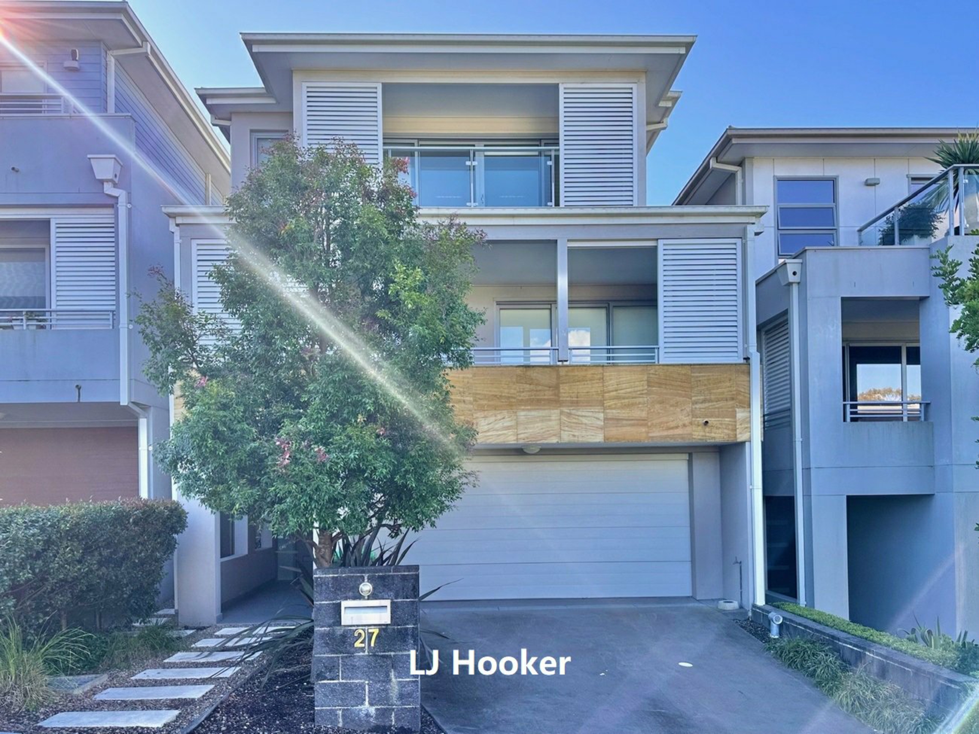 27 Garden Place, WILLOUGHBY