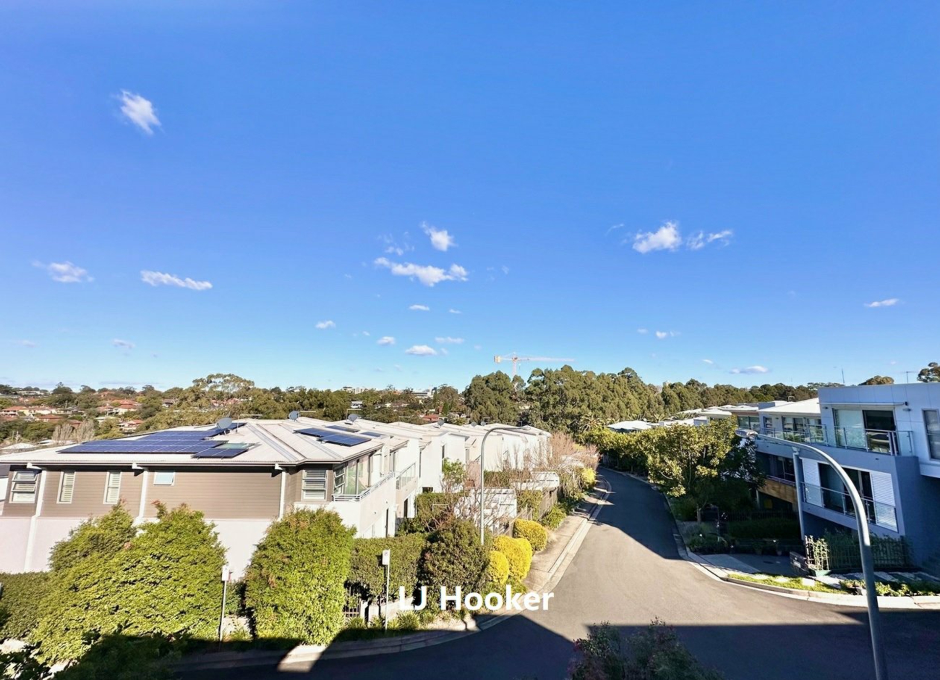 27 Garden Place, WILLOUGHBY