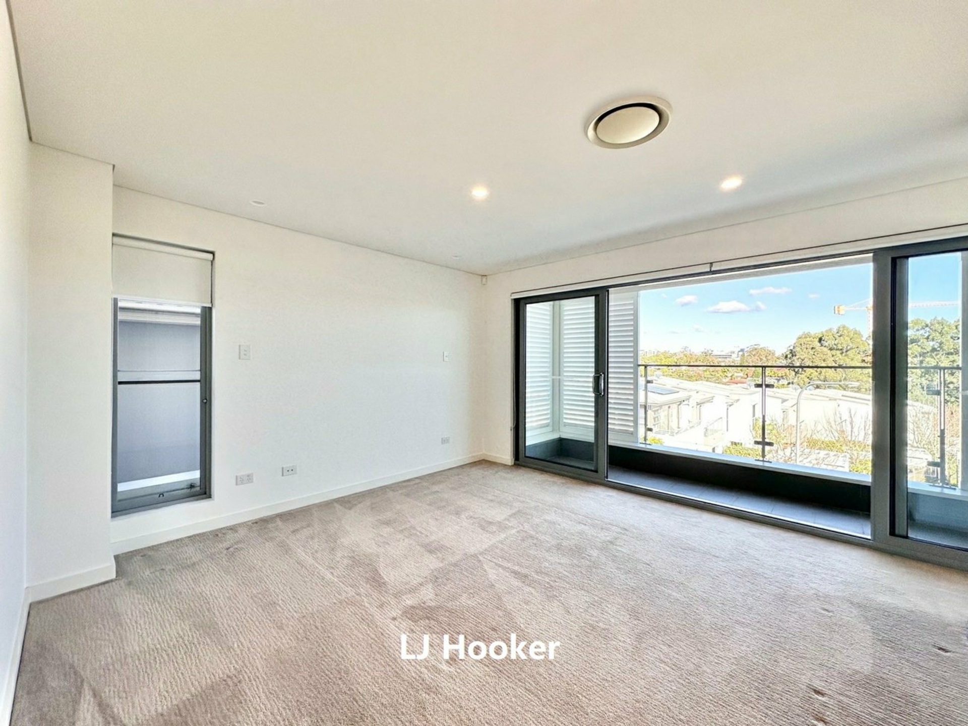 27 Garden Place, WILLOUGHBY