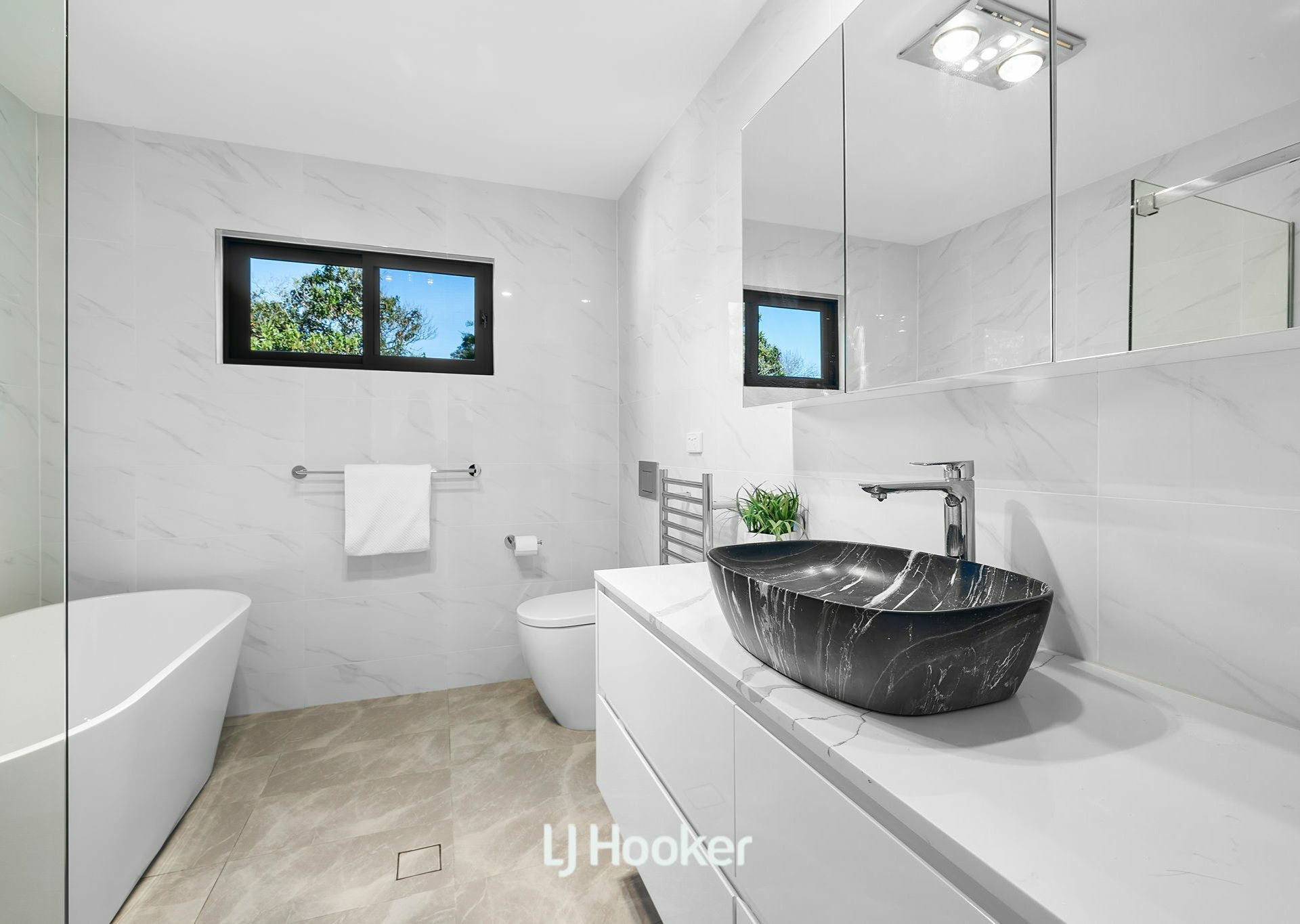 62 St Johns Avenue, GORDON