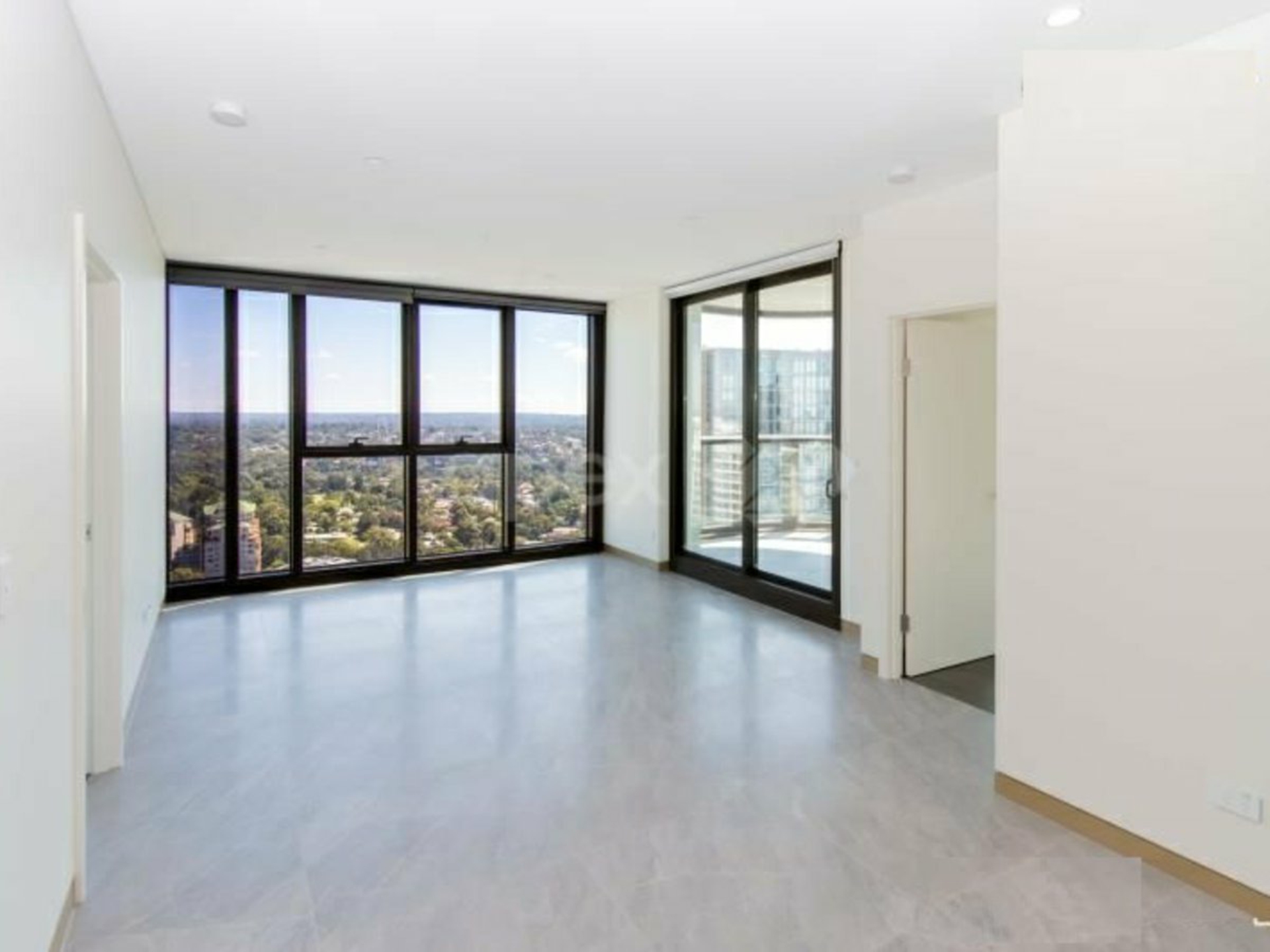 4004/88A Christie Street, ST LEONARDS
