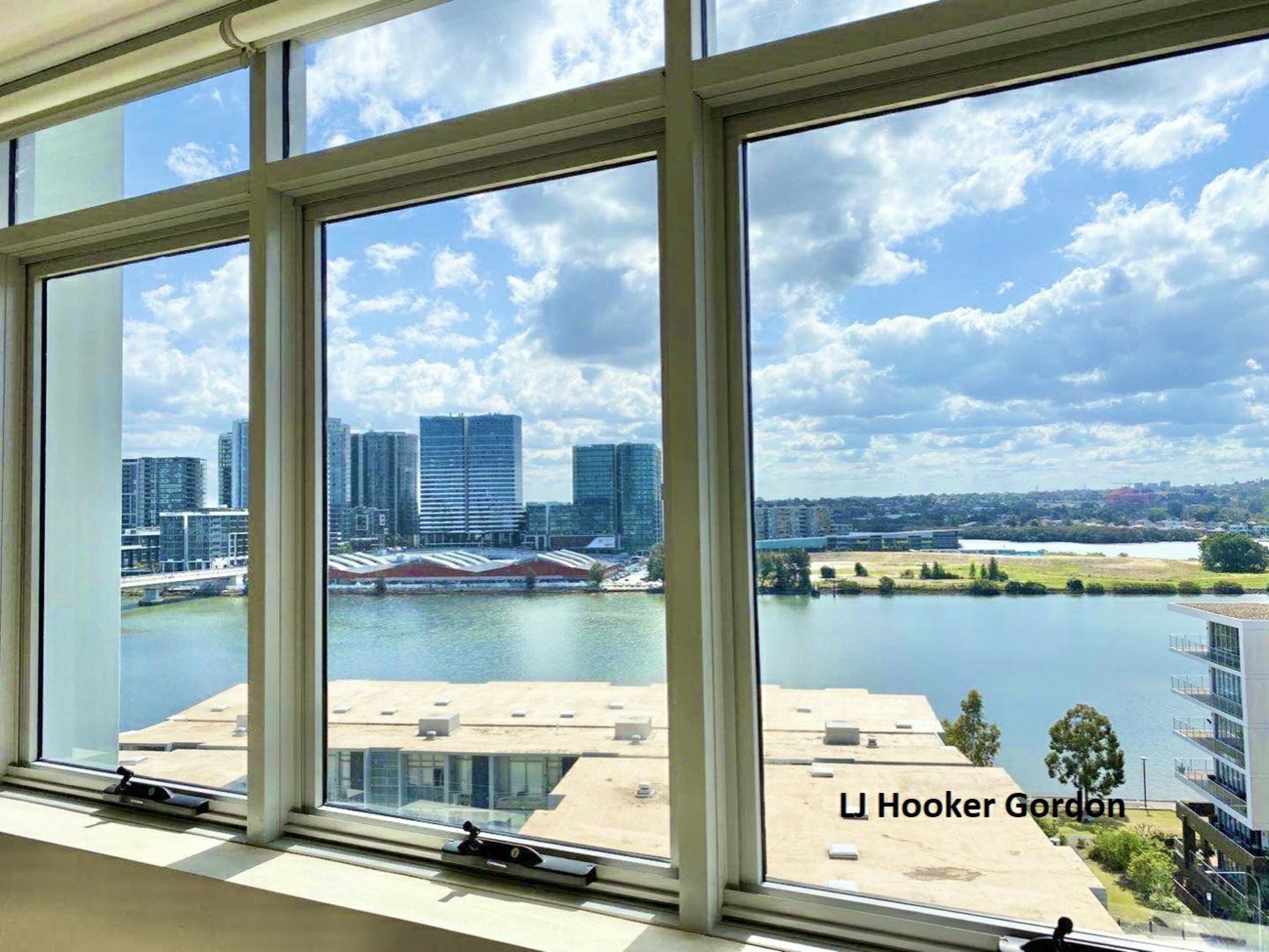 37/38 Shoreline Drive, RHODES