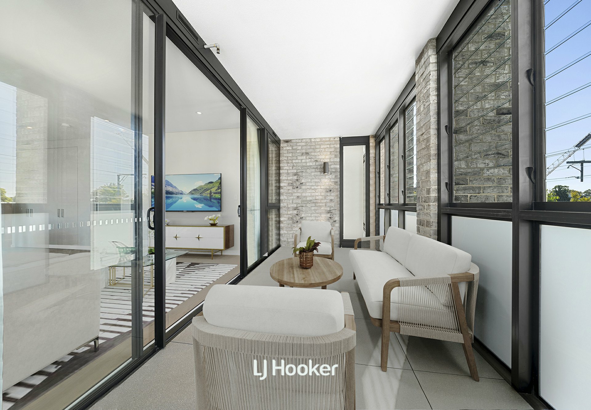216/989-1015 Pacific Highway, ROSEVILLE