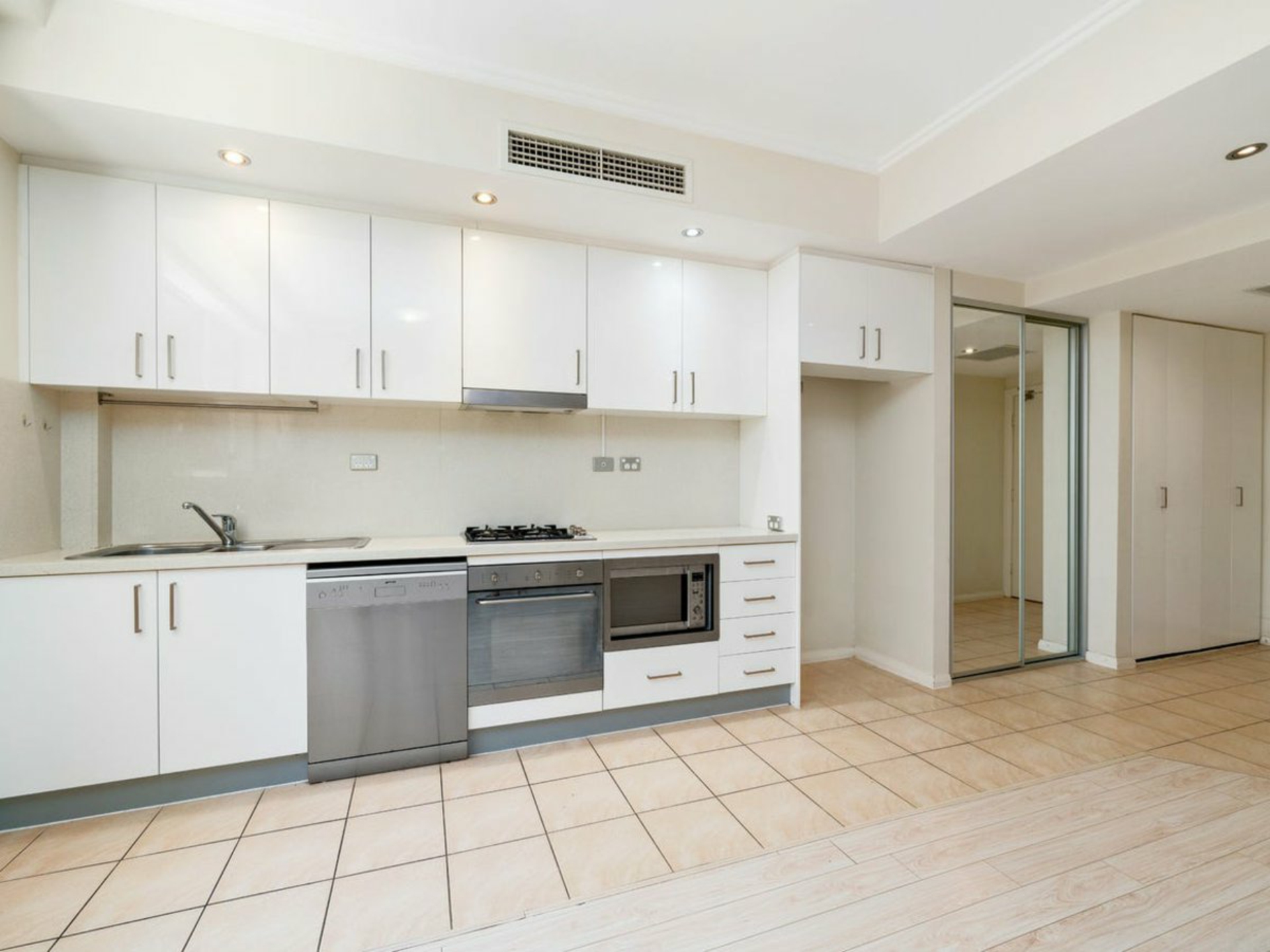 1/16-22 Dumaresq Street, GORDON