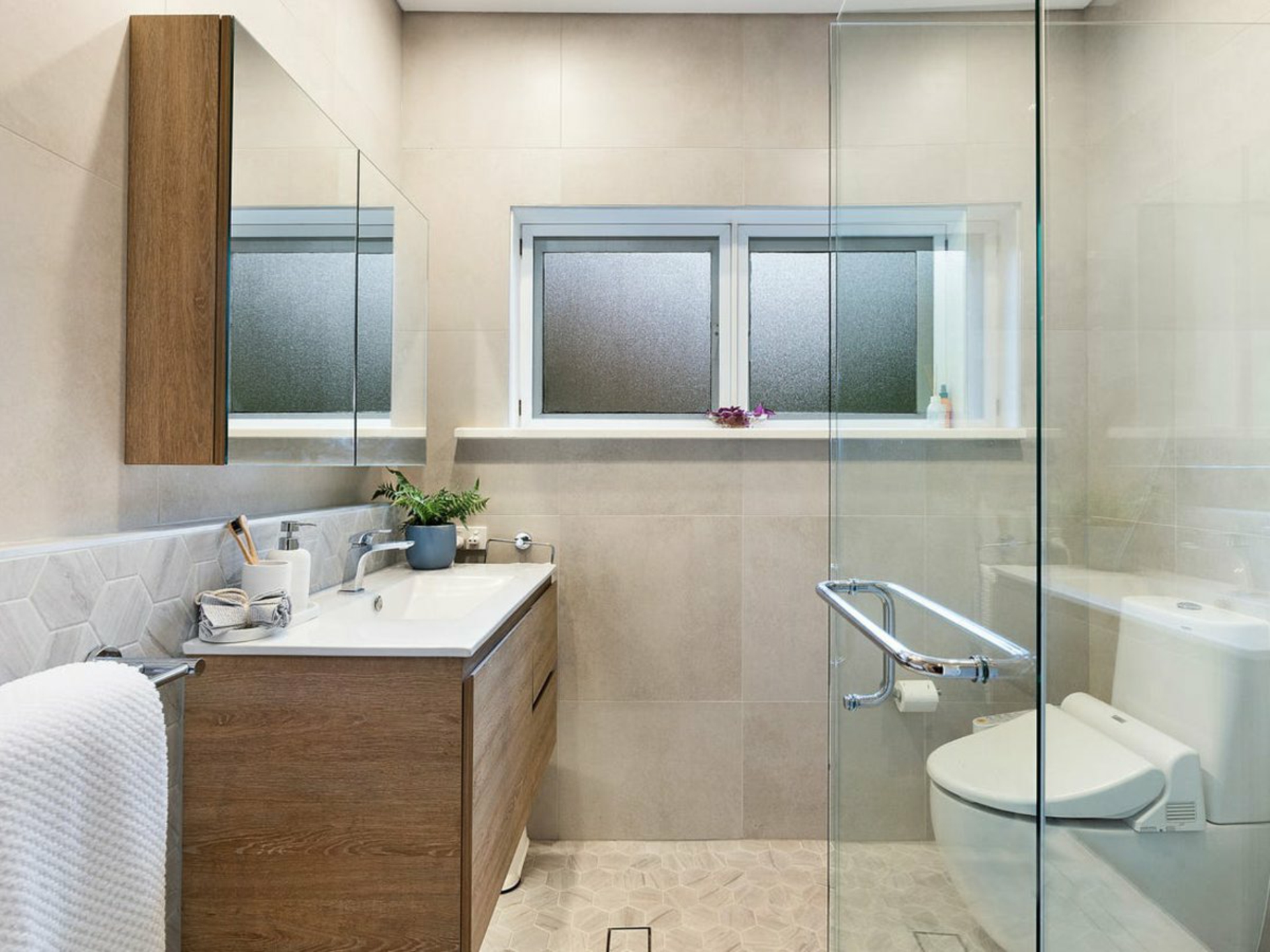 12A Treatts Road, Lindfield