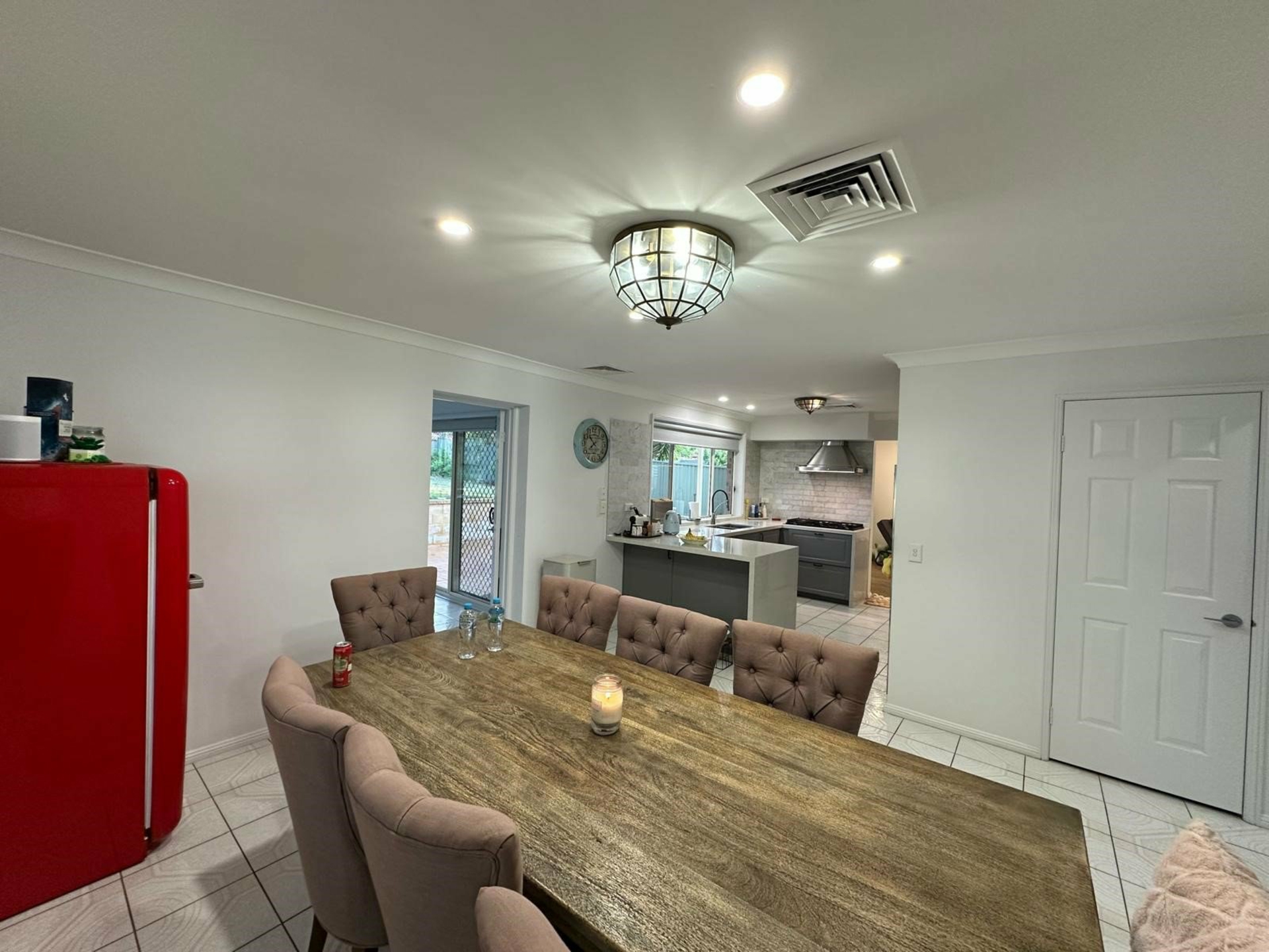 38 Kamilaroy Road — photo 8 of 14