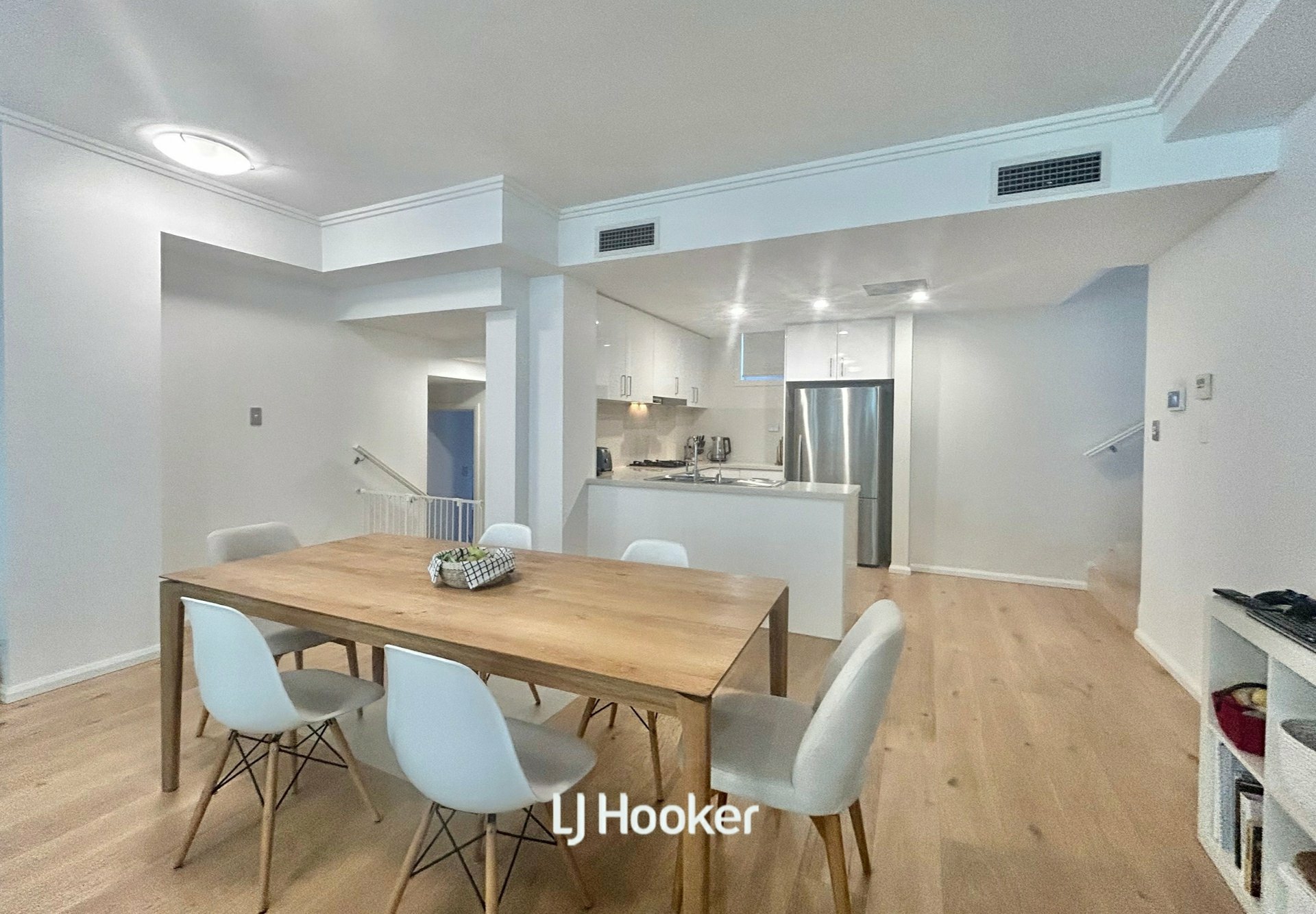 35/16-22 Dumaresq Street — photo 4 of 13