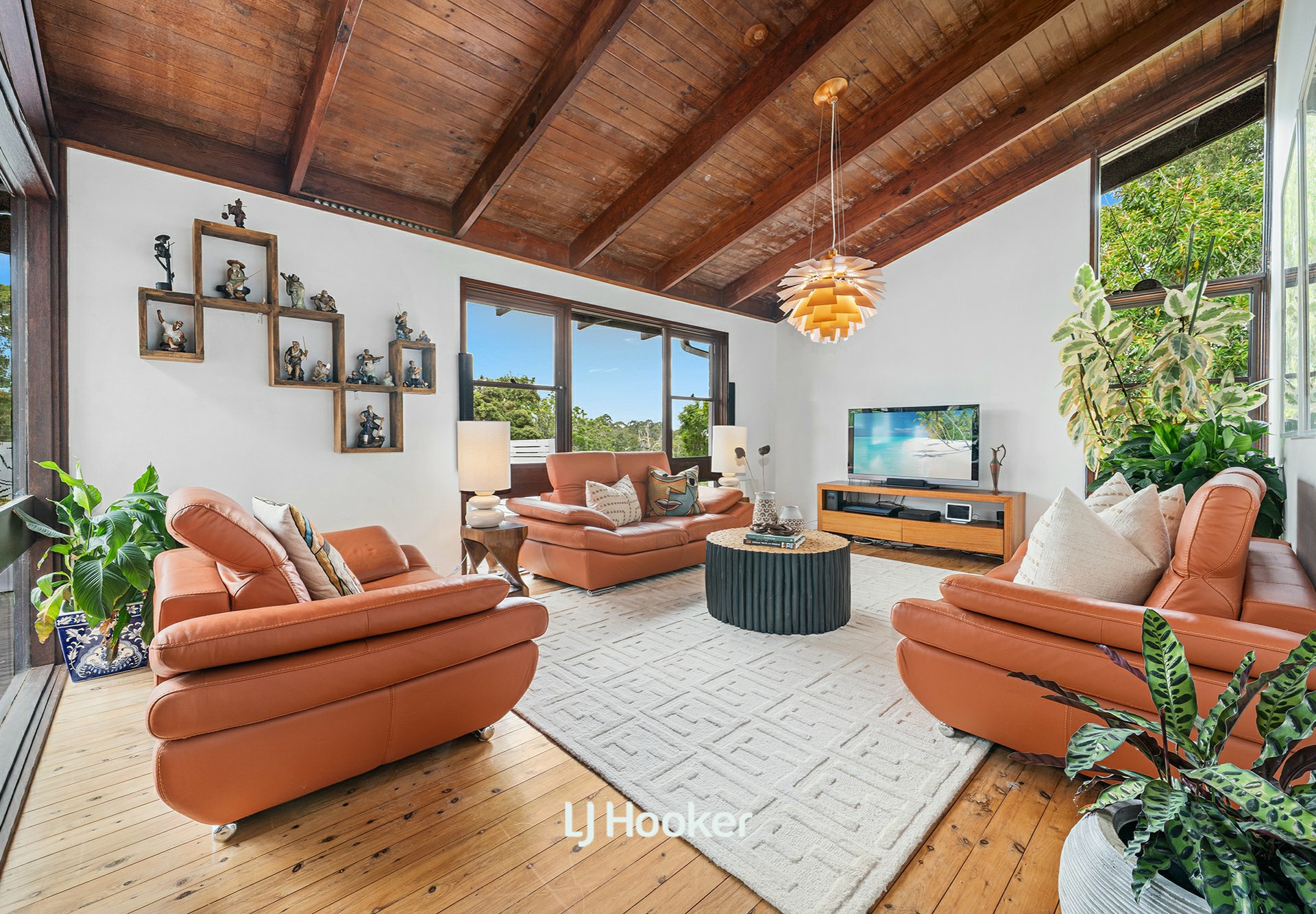 47 Craiglands Avenue — photo 4 of 17