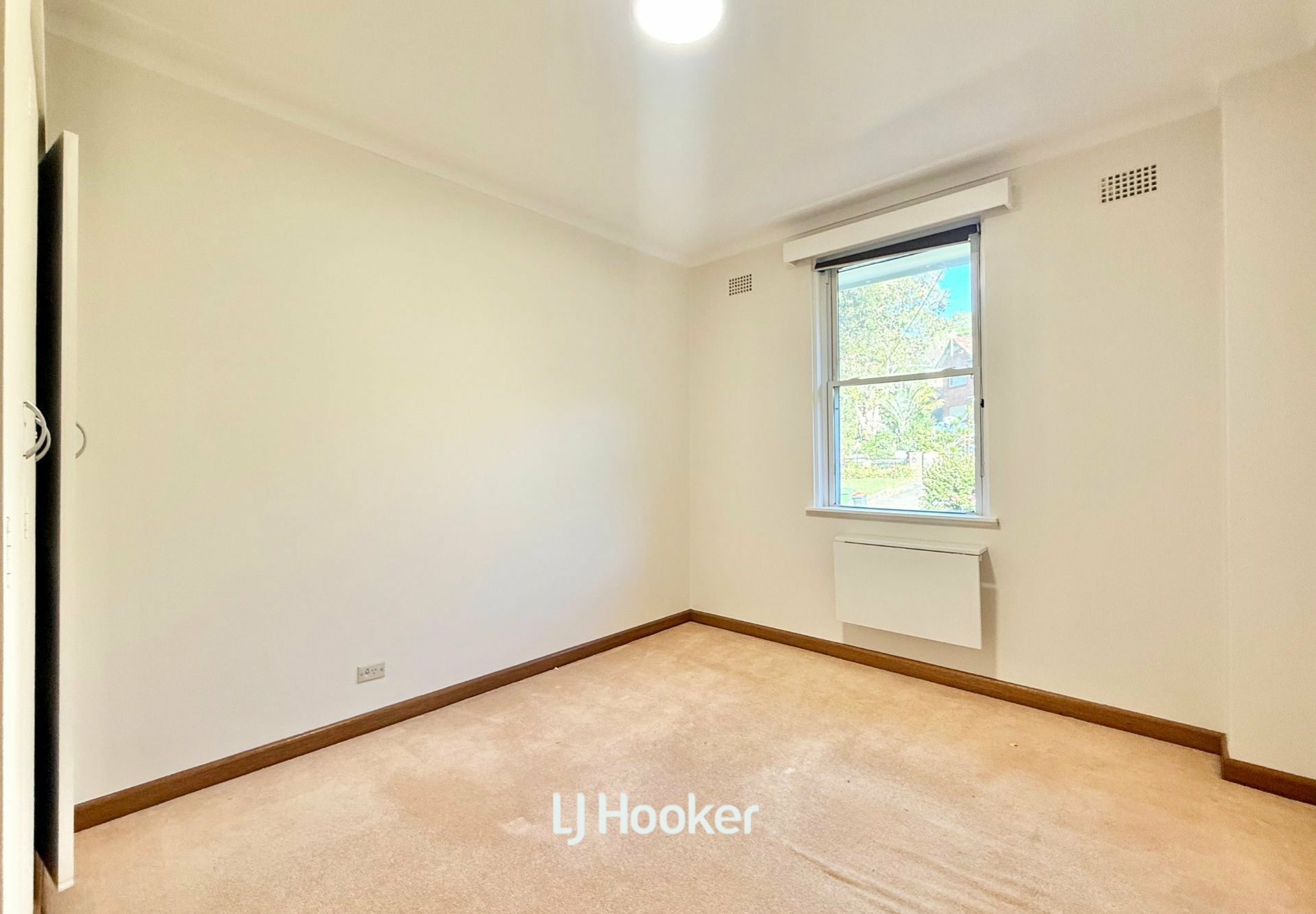 68 McIntyre Street — photo 7 of 15