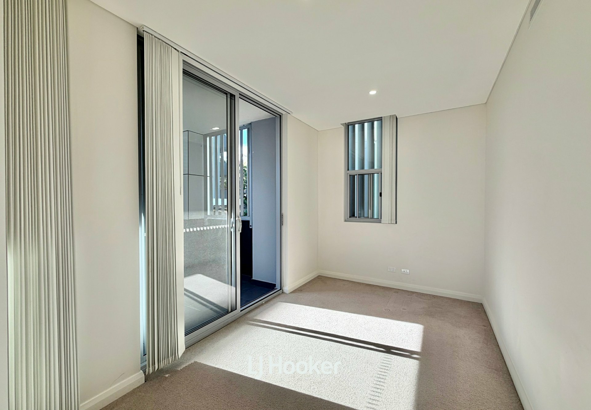 A208/17-23 Merriwa Street — photo 5 of 13
