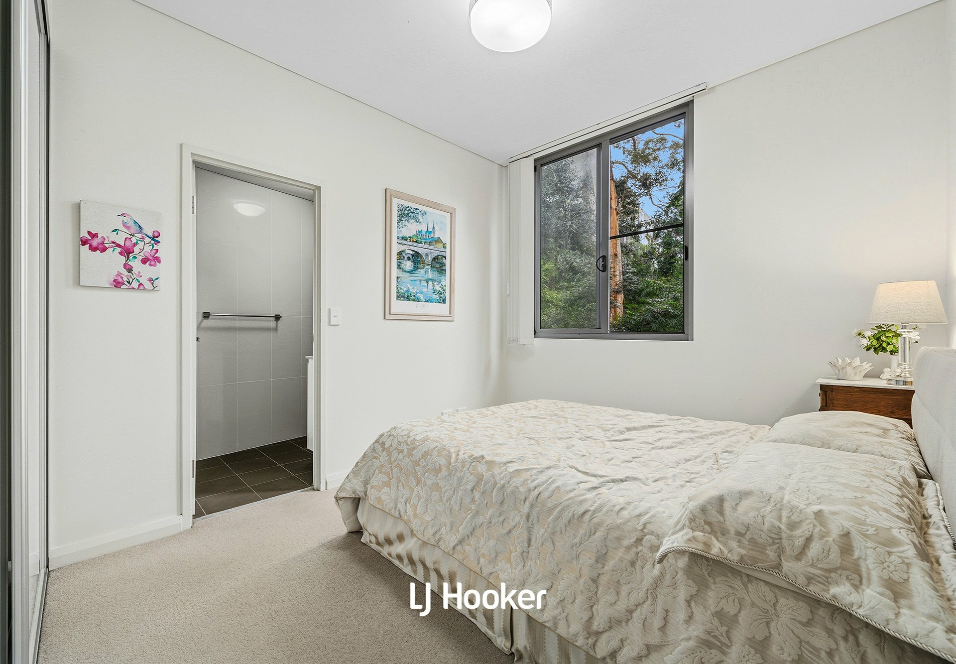 A306/6-14 Dumaresq Street — photo 5 of 10