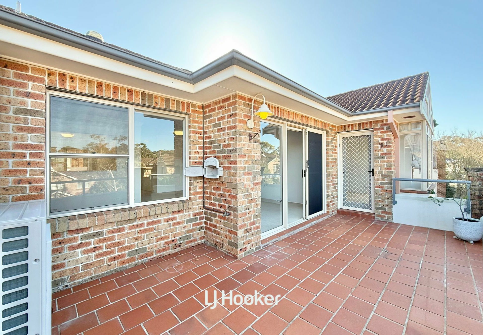 113/183 St Johns Ave — photo from LJ Hooker Gordon