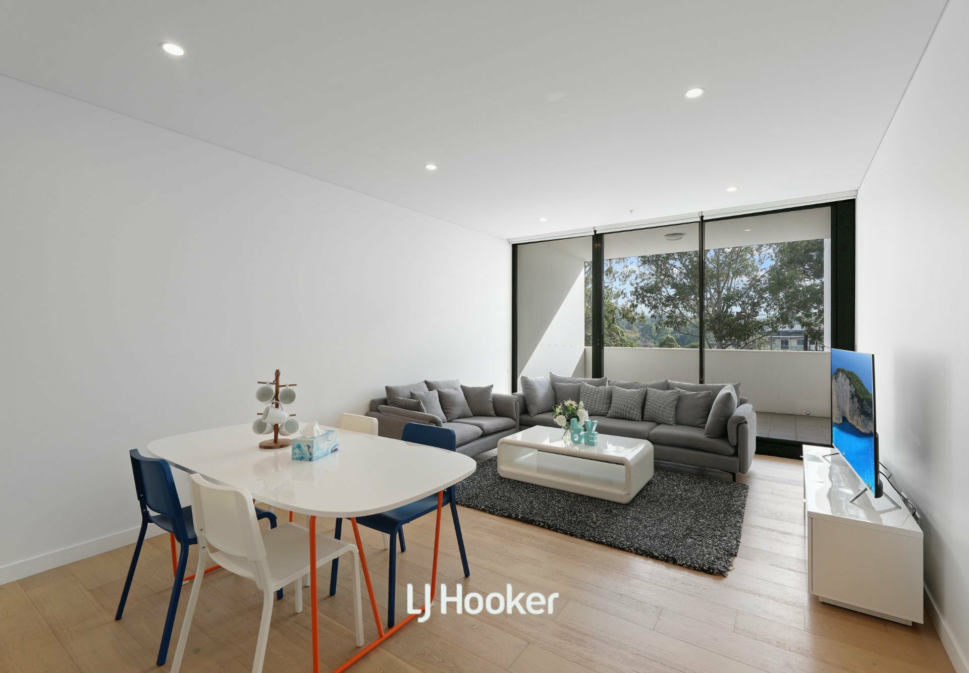 106/888B Pacific Highway — photo from LJ Hooker Gordon
