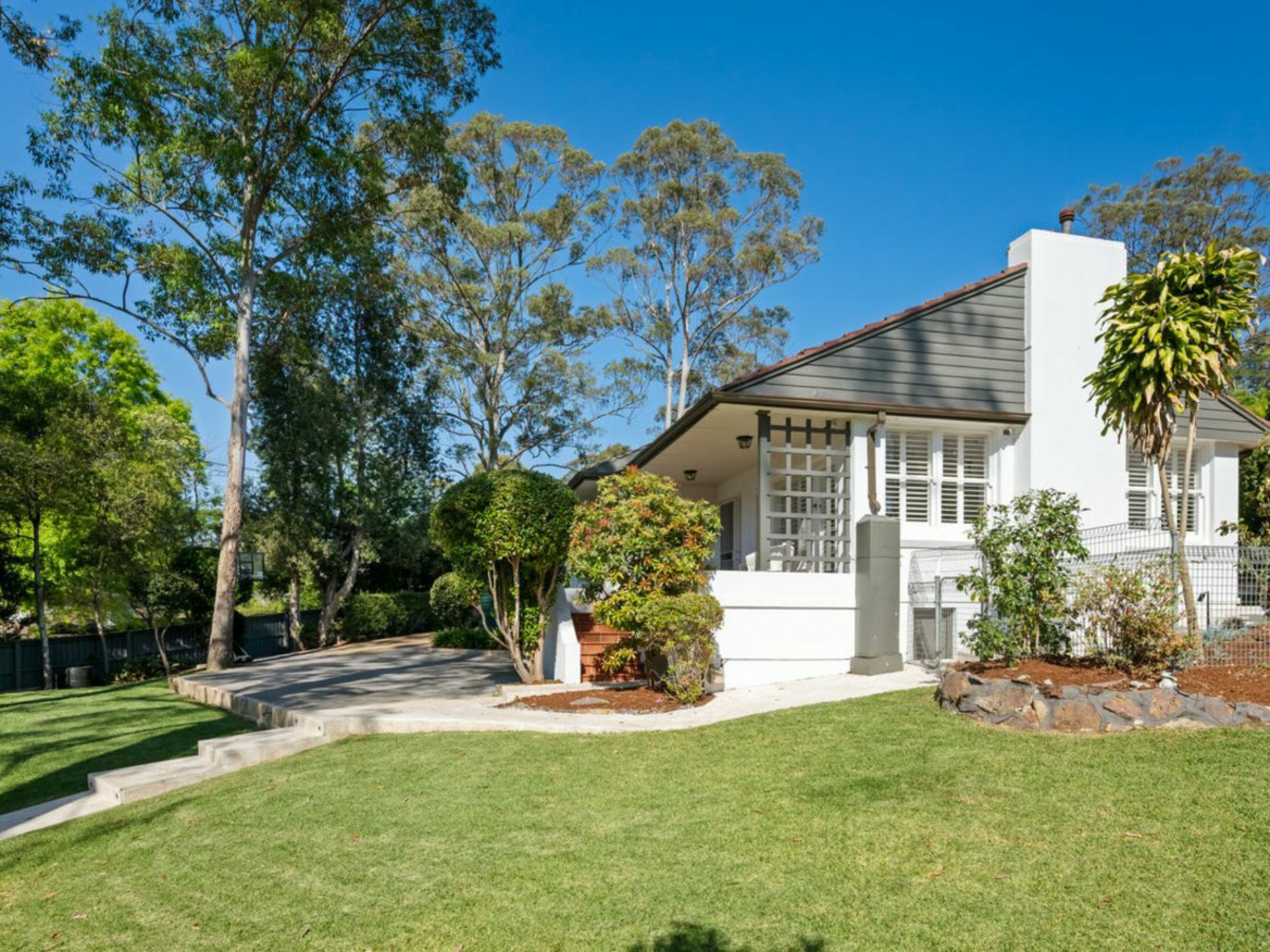 90 Merrivale Lane — photo from LJ Hooker Gordon