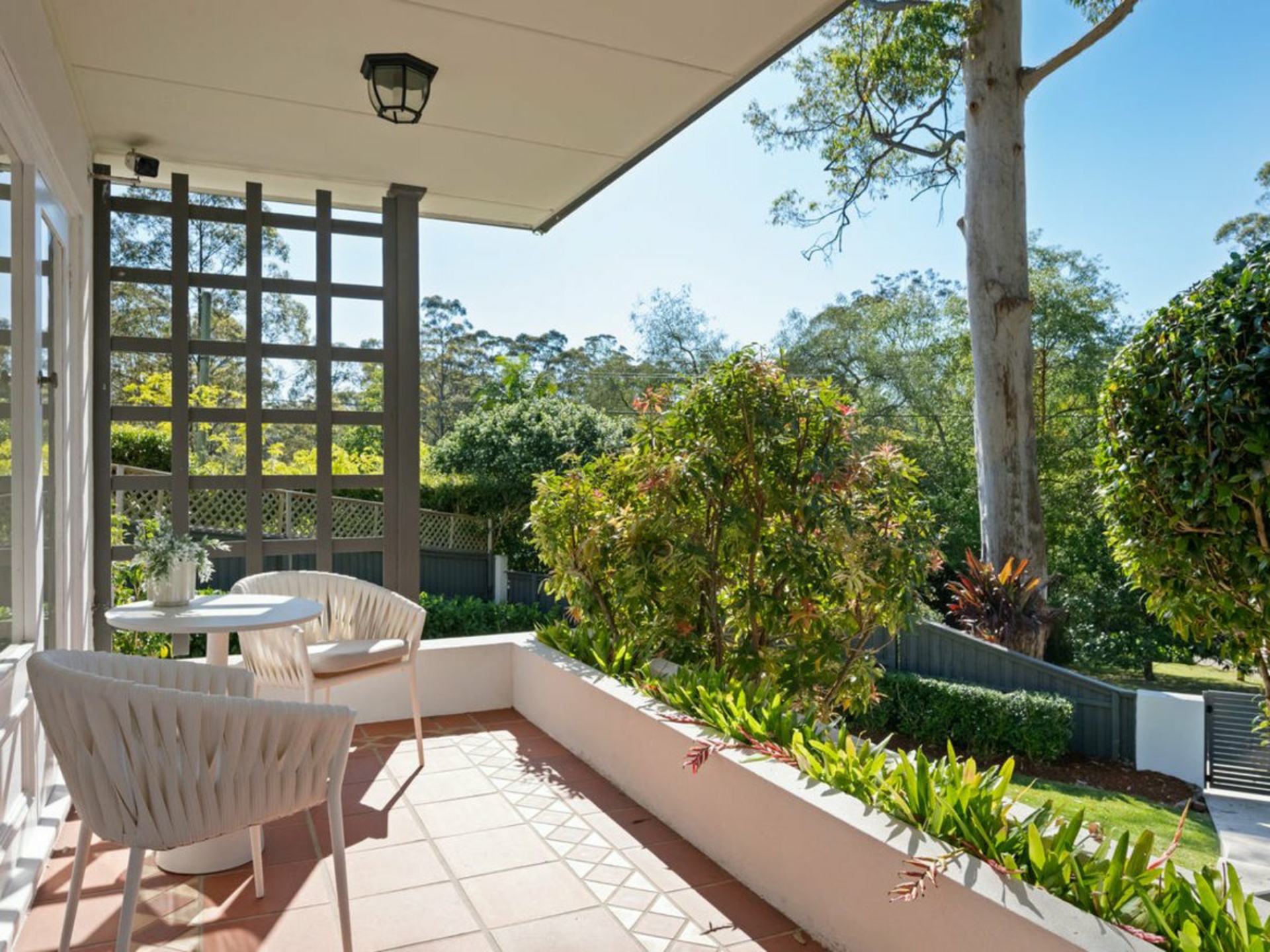 90 Merrivale Lane — photo 3 of 17