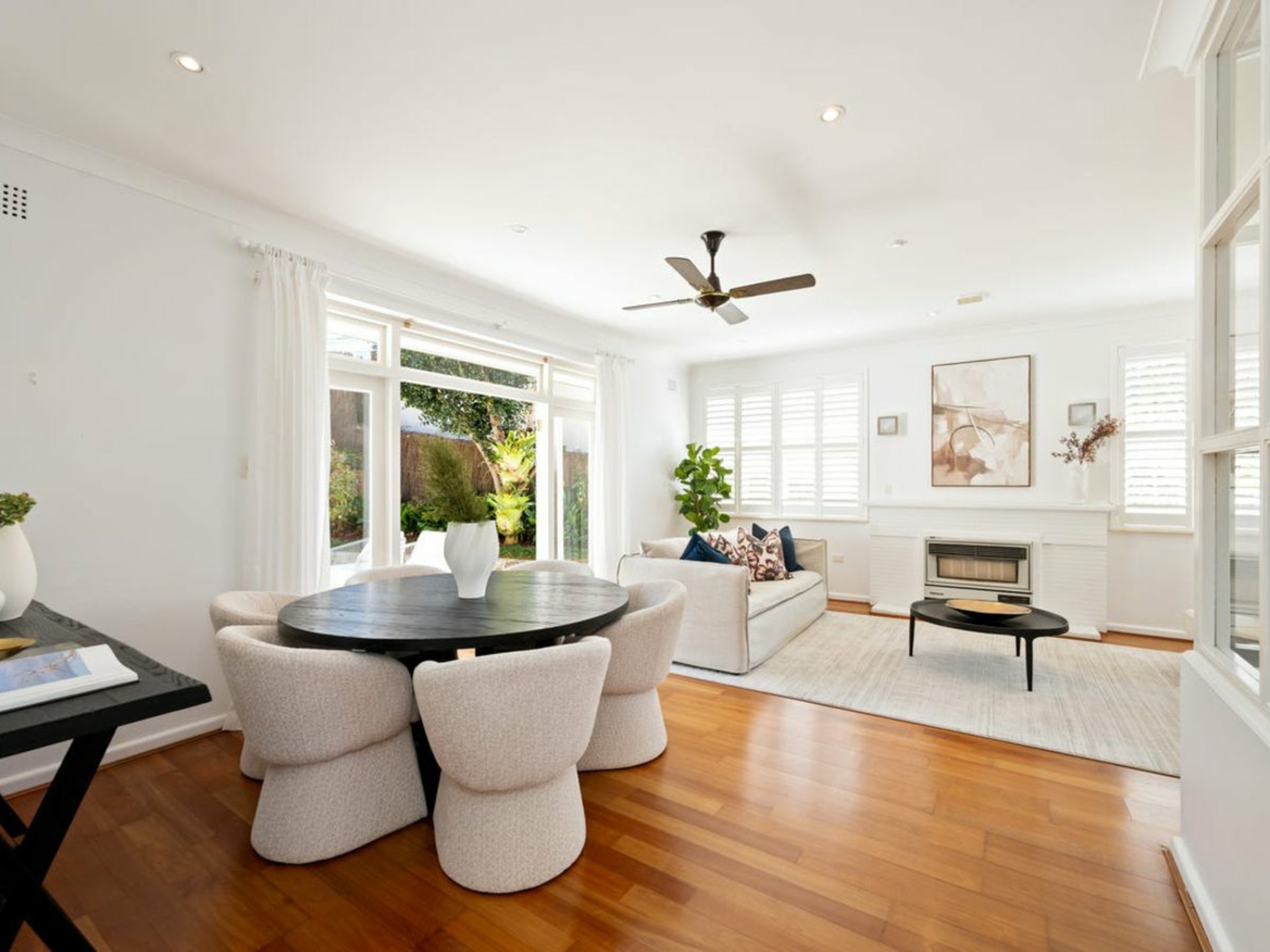 90 Merrivale Lane — photo 4 of 17