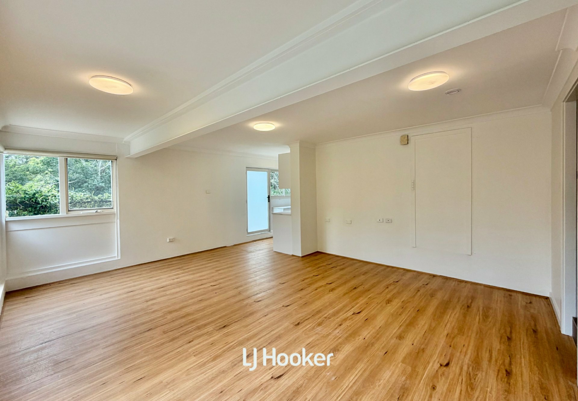 114A Spencer Road — photo 6 of 8